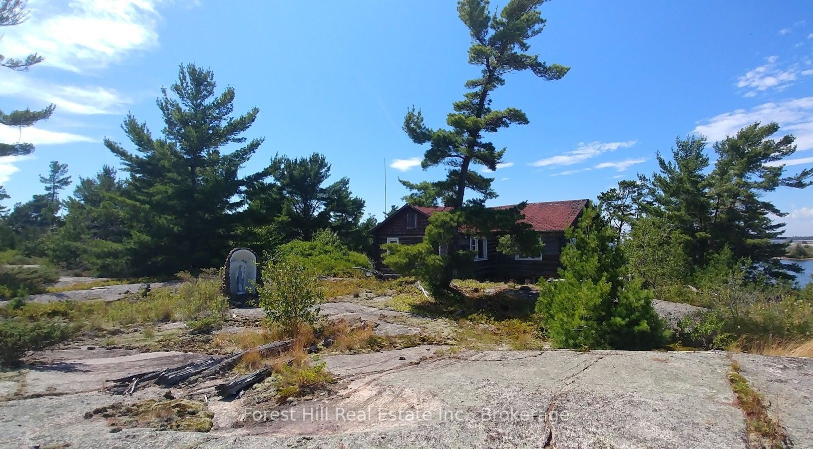 1 Cash Island D328 Island Property Photo 9