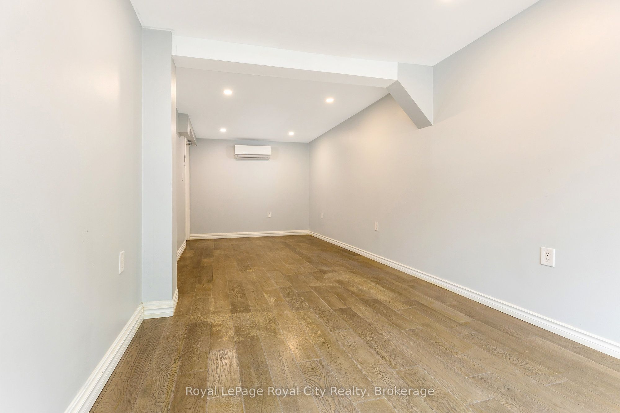 #unit D - 132 Main Street Property Photo 6