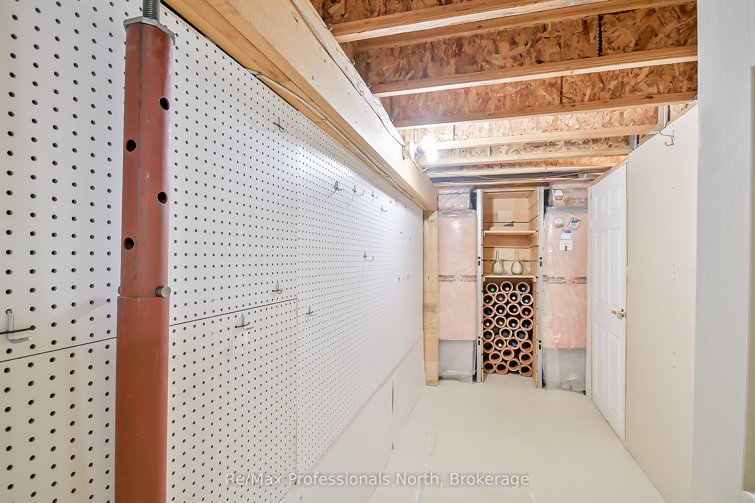 15 Pineridge Gate Property Photo 21