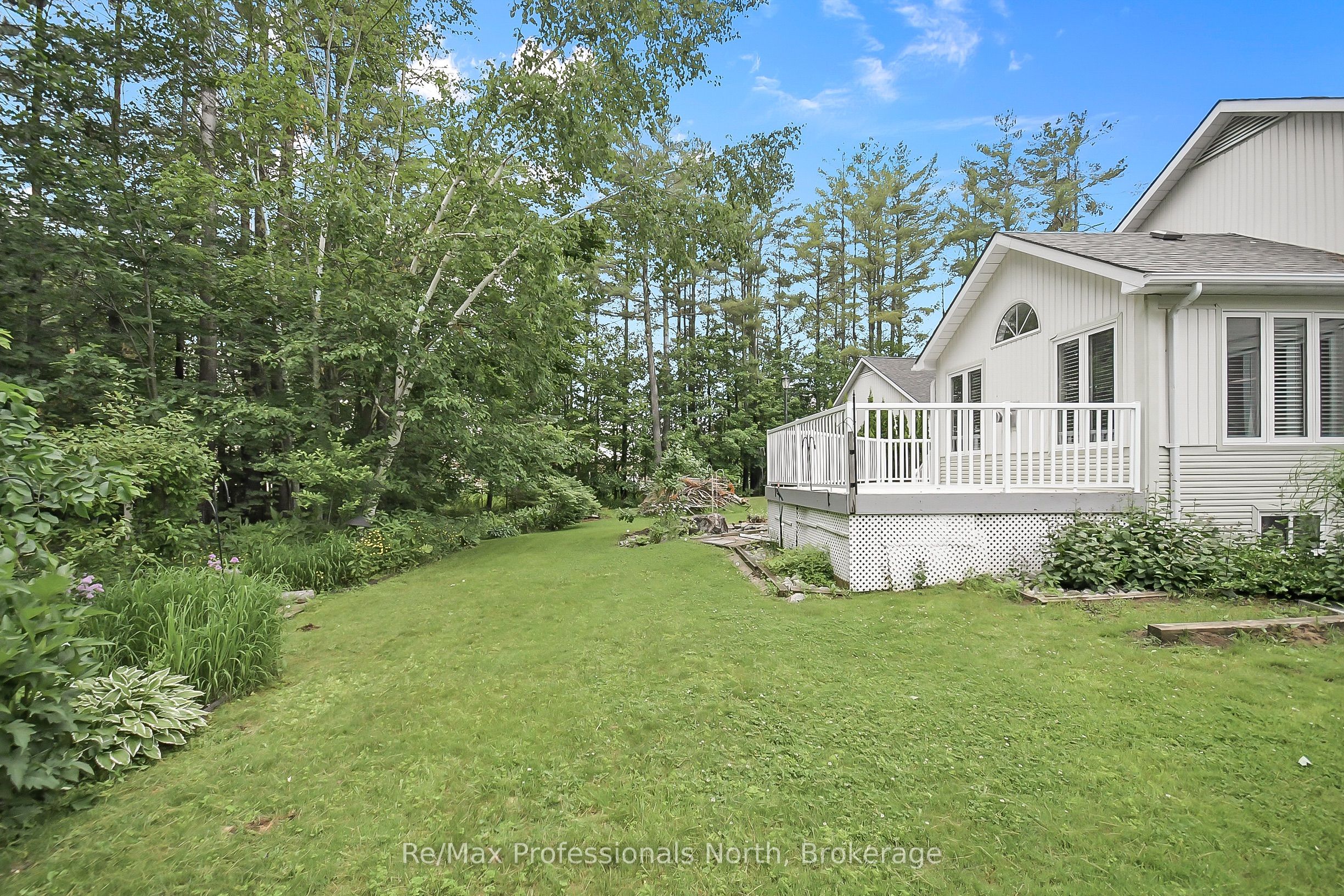 15 Pineridge Gate Property Photo 29