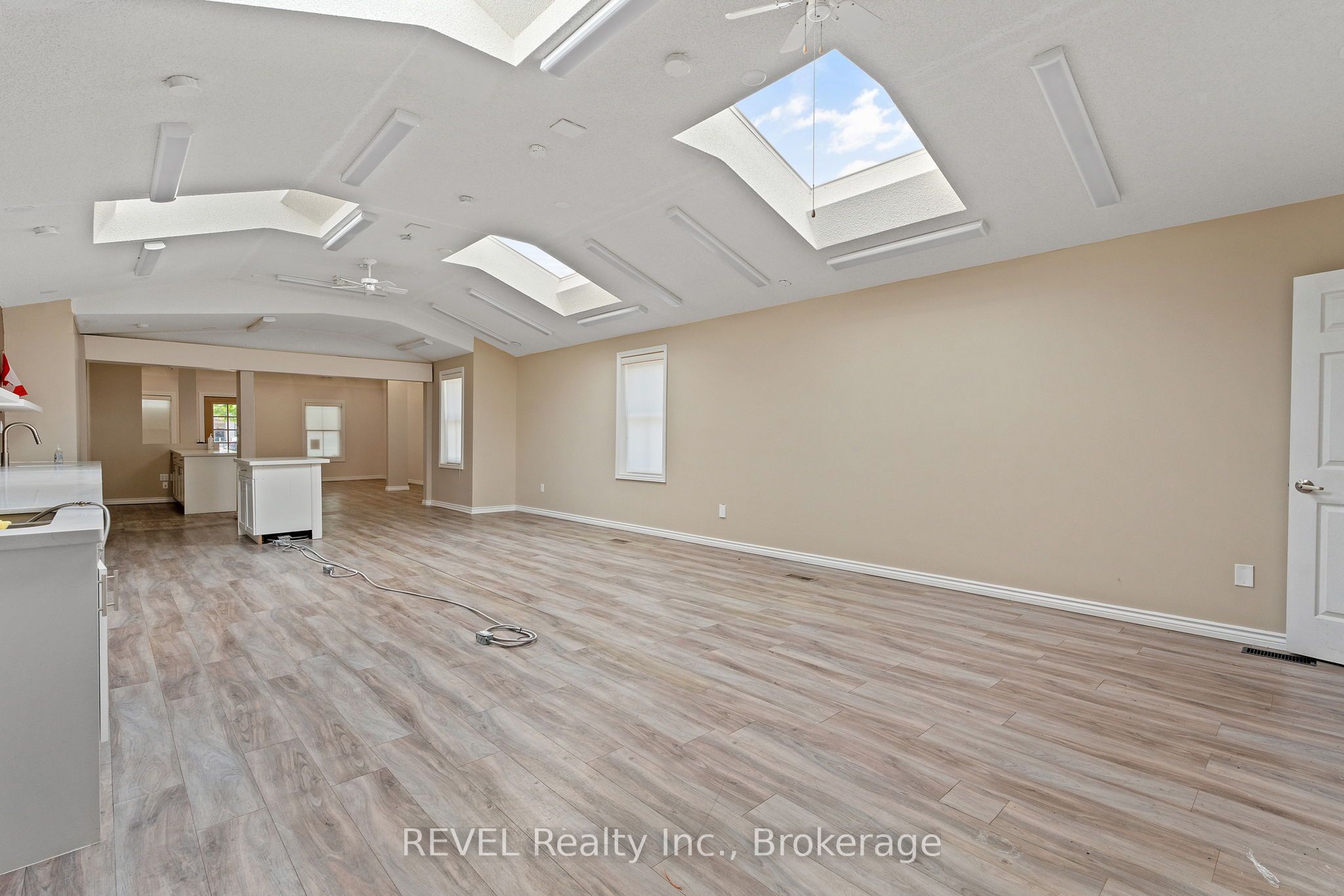 129 Queen Street Property Photo 12