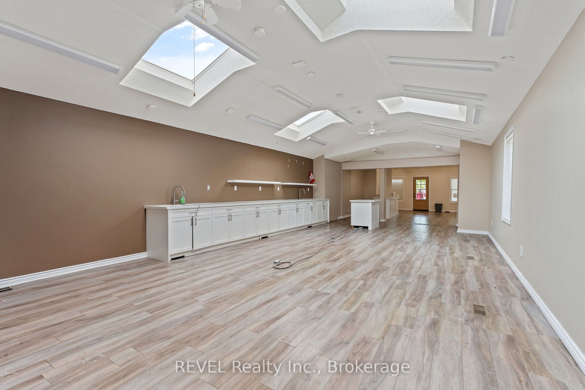 129 Queen Street Property Photo 13