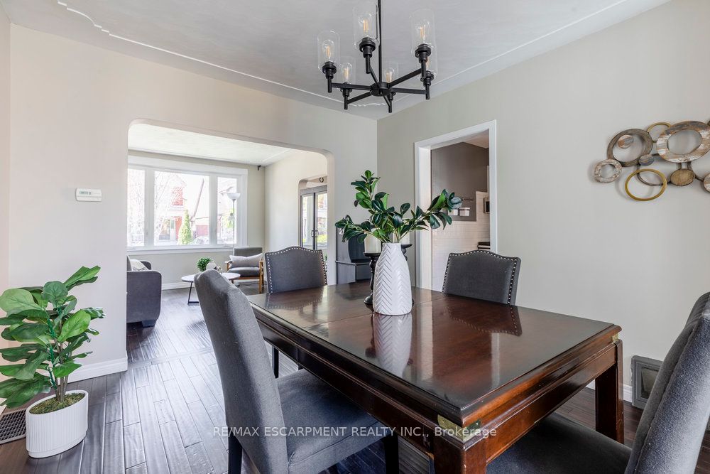 197 Balmoral Avenue S Property Photo 14