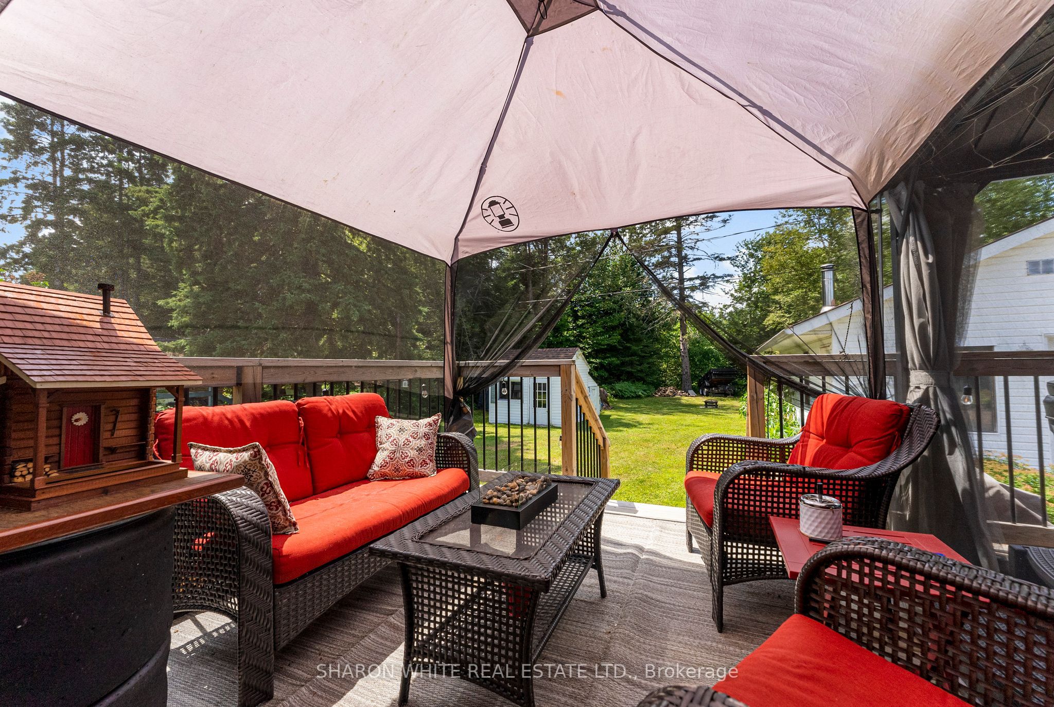 54 Sprucedale St Street Property Photo 14