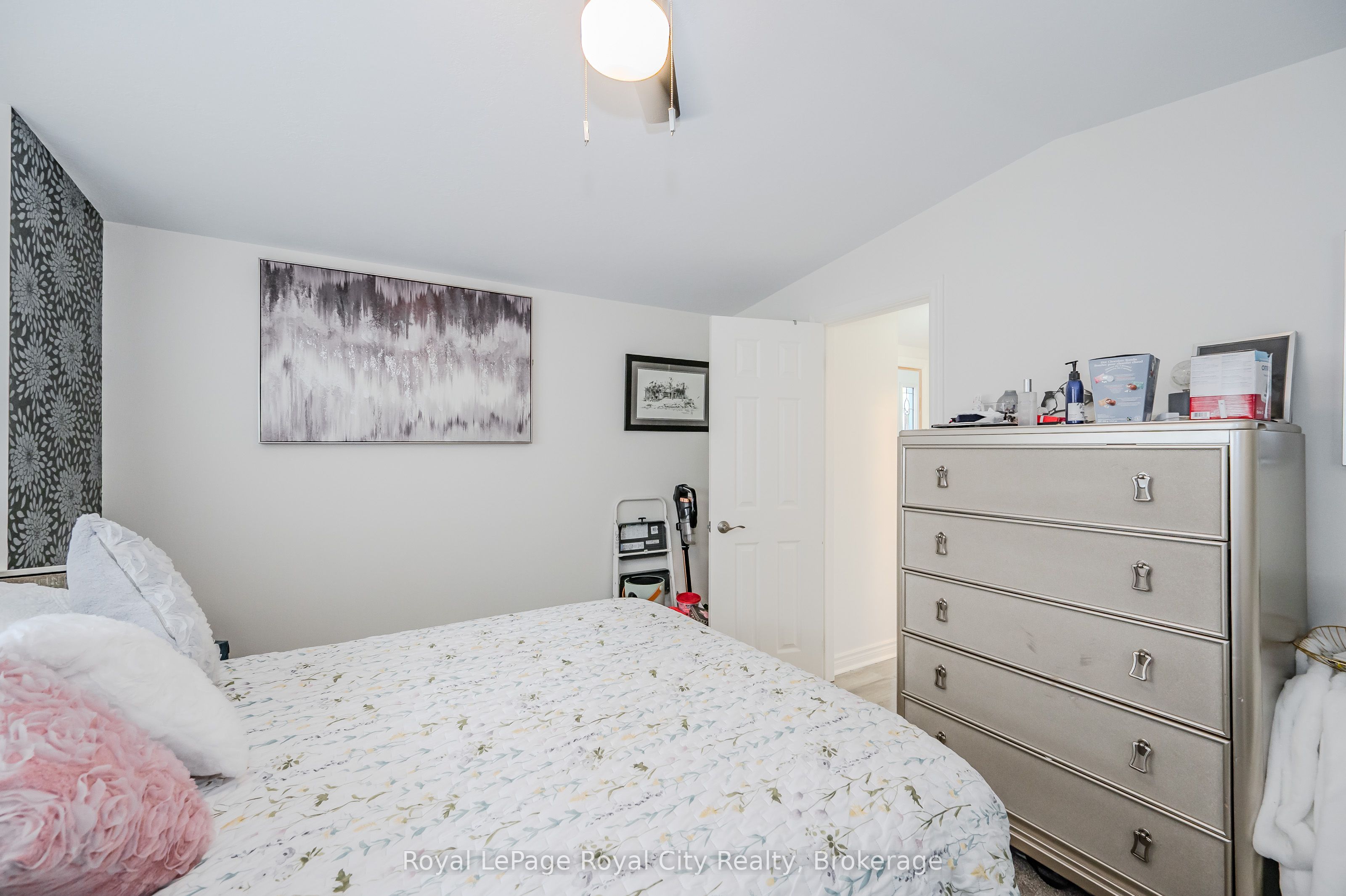 12 Bush Lane Property Photo 23