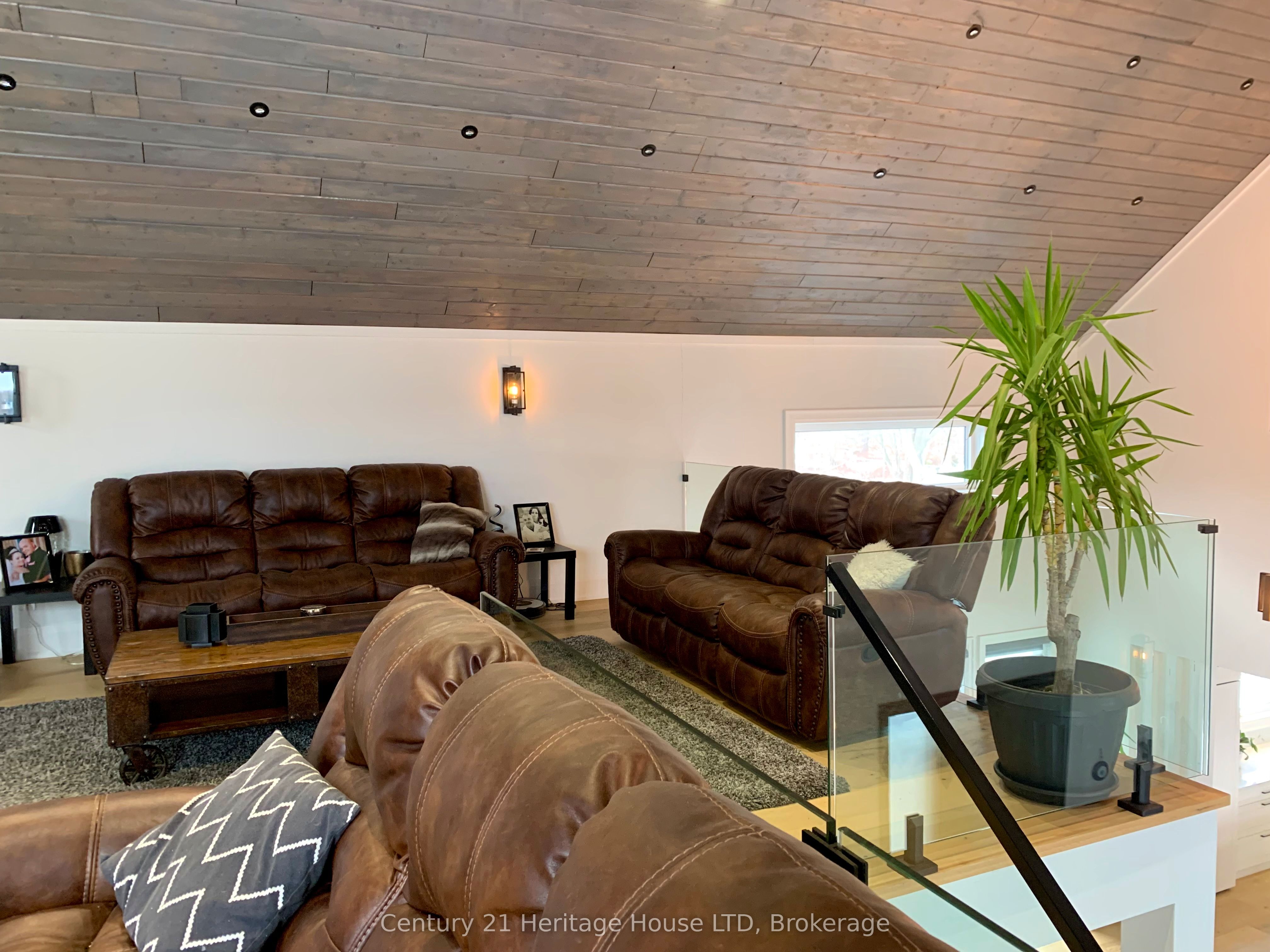 9785 Niagara River Parkway Property Photo 26