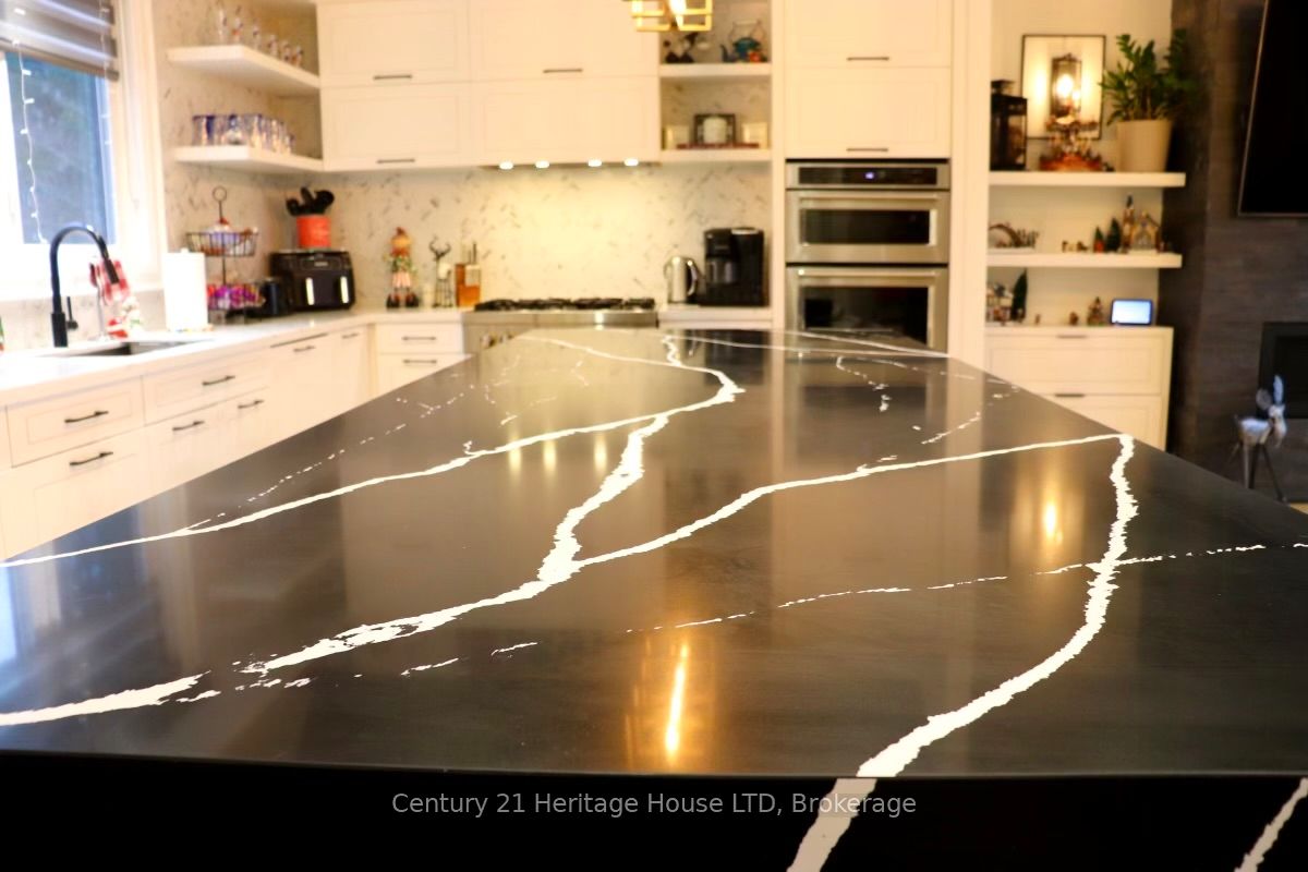 9785 Niagara River Parkway Property Photo 33