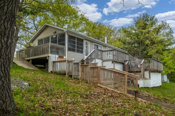 5084 Sheffield Long Lake Road Property Photo 1