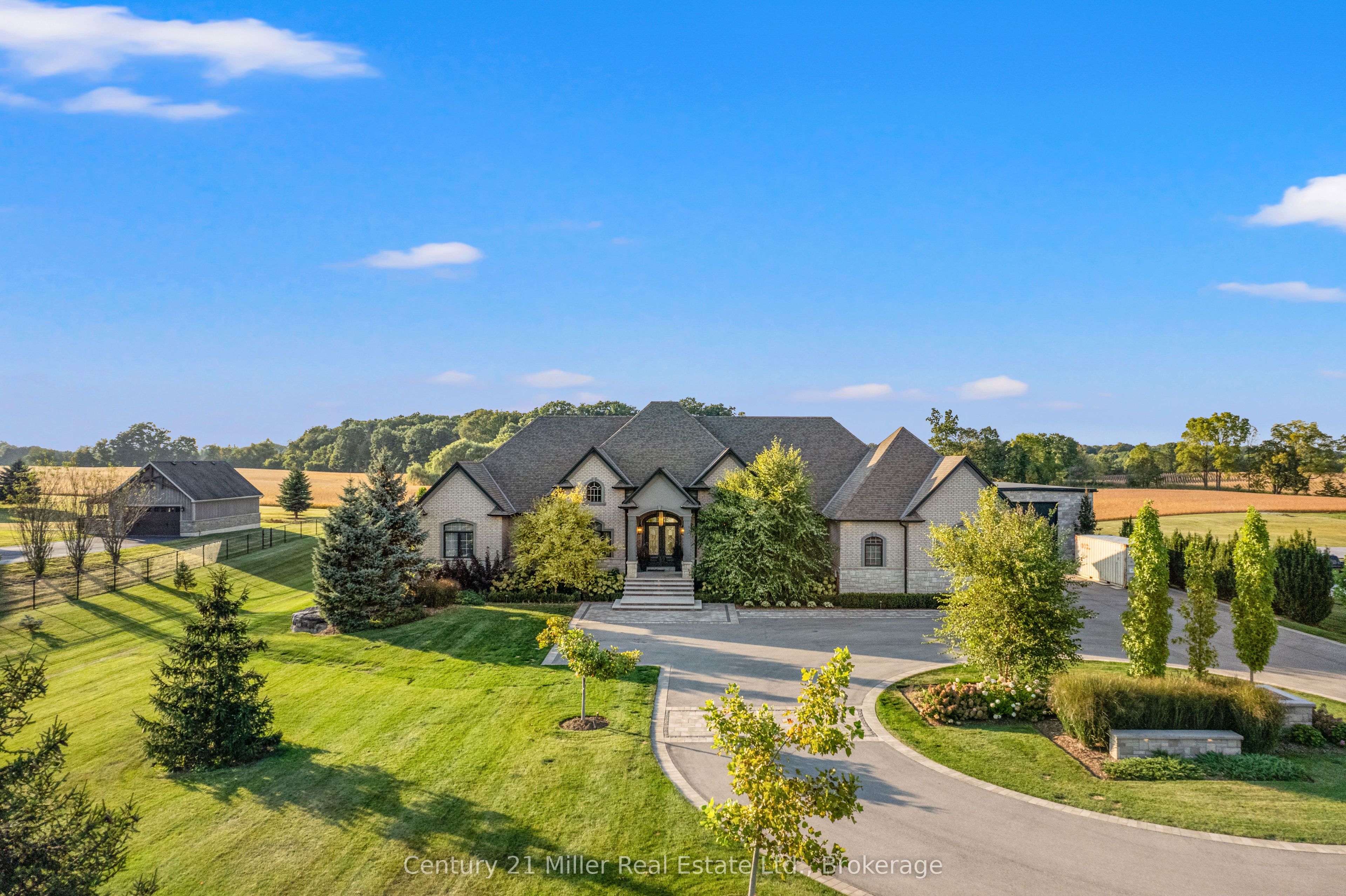 214 Jerseyville Road Property Photo 1