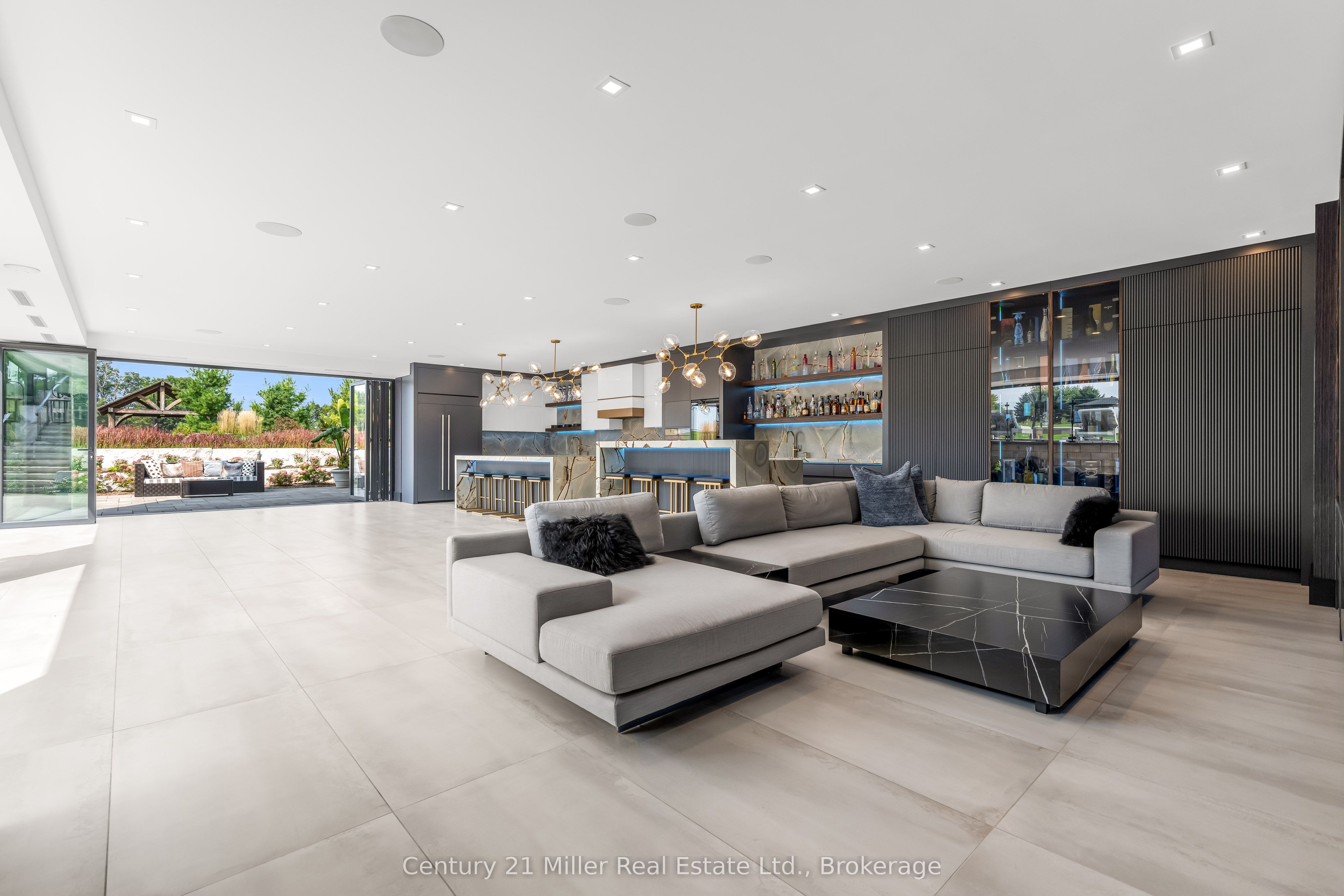 214 Jerseyville Road Property Photo 29