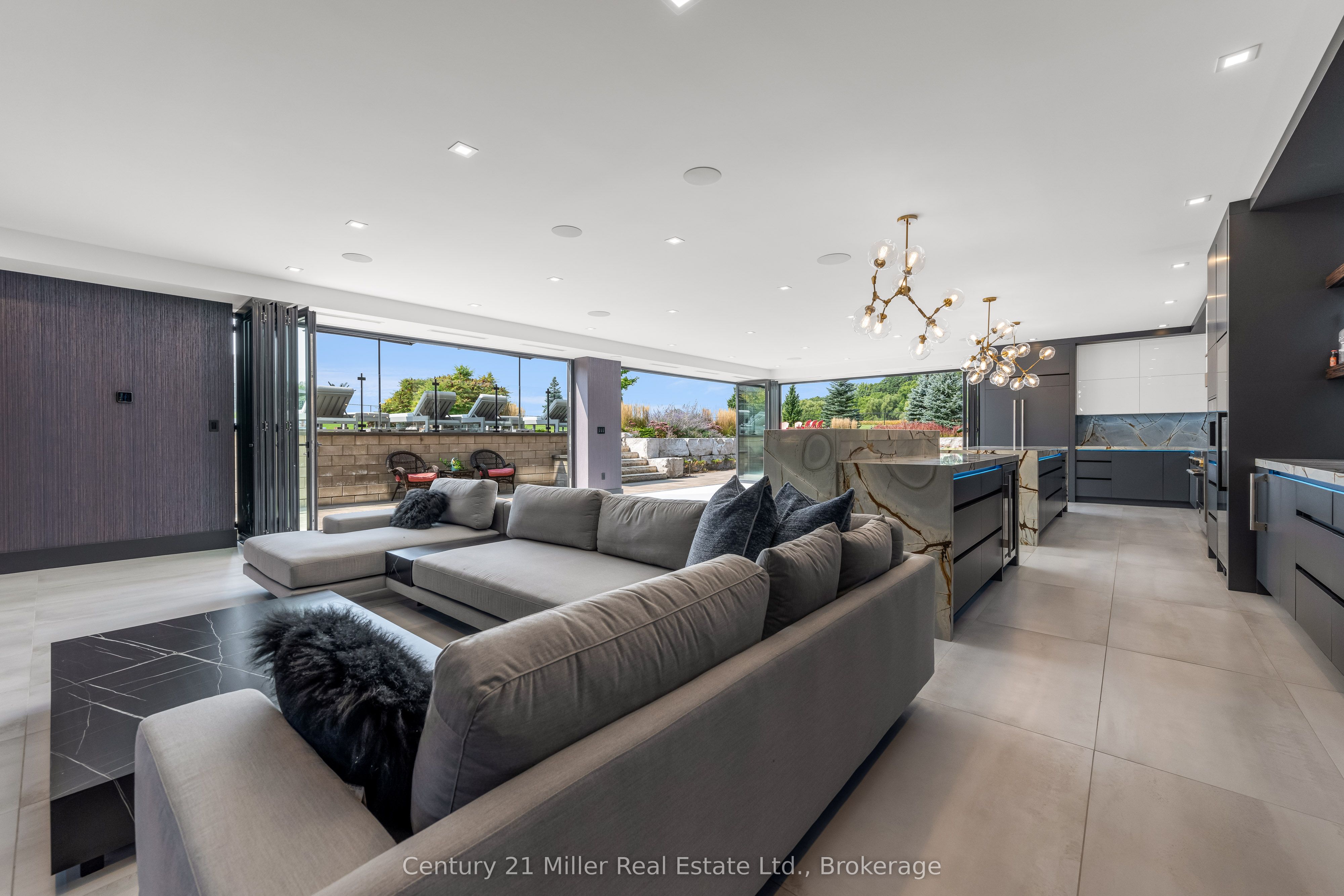 214 Jerseyville Road Property Photo 30