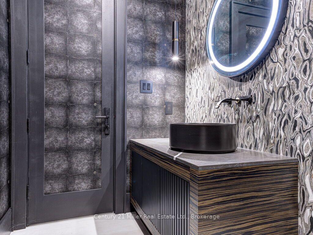 214 Jerseyville Road Property Photo 32