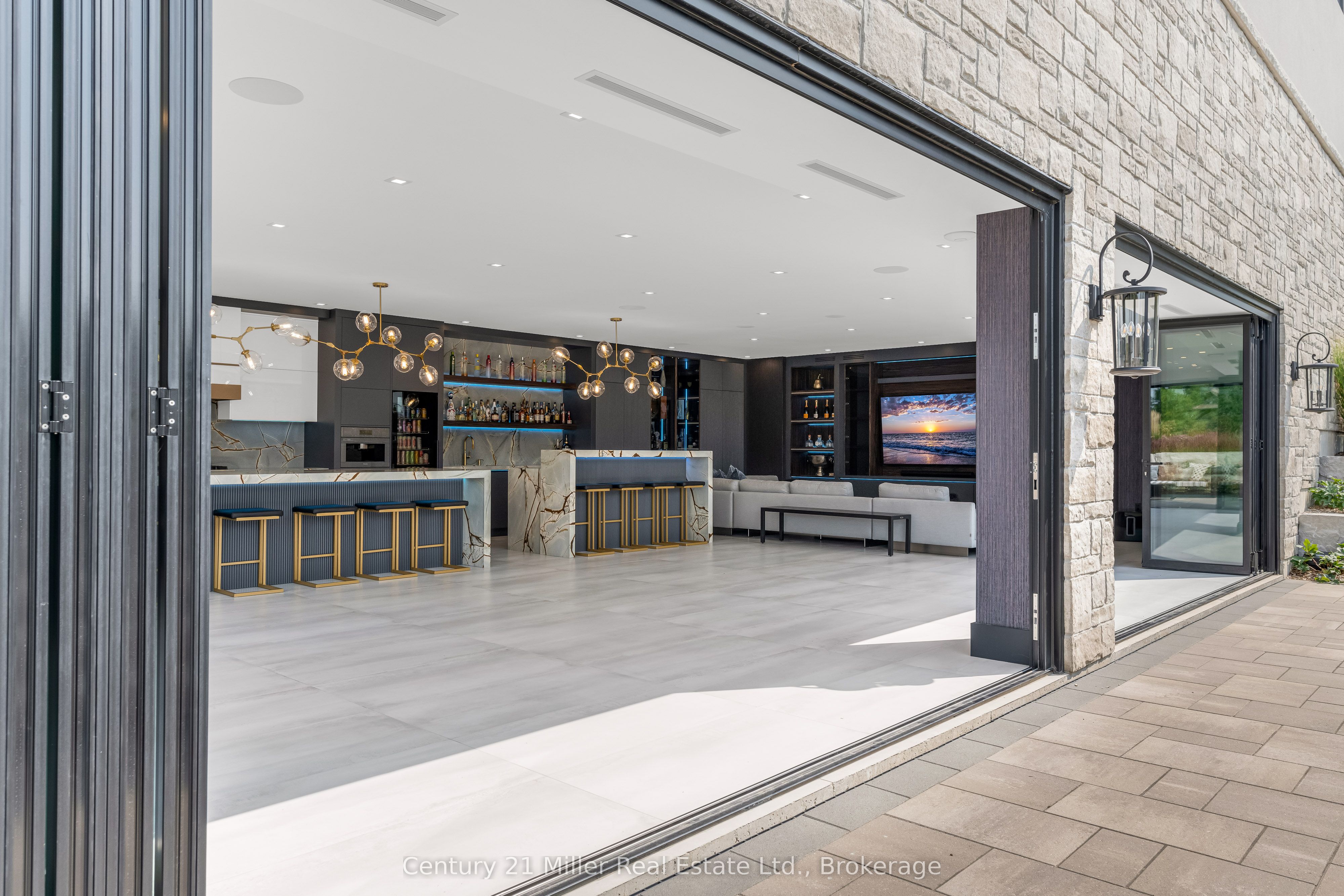 214 Jerseyville Road Property Photo 36