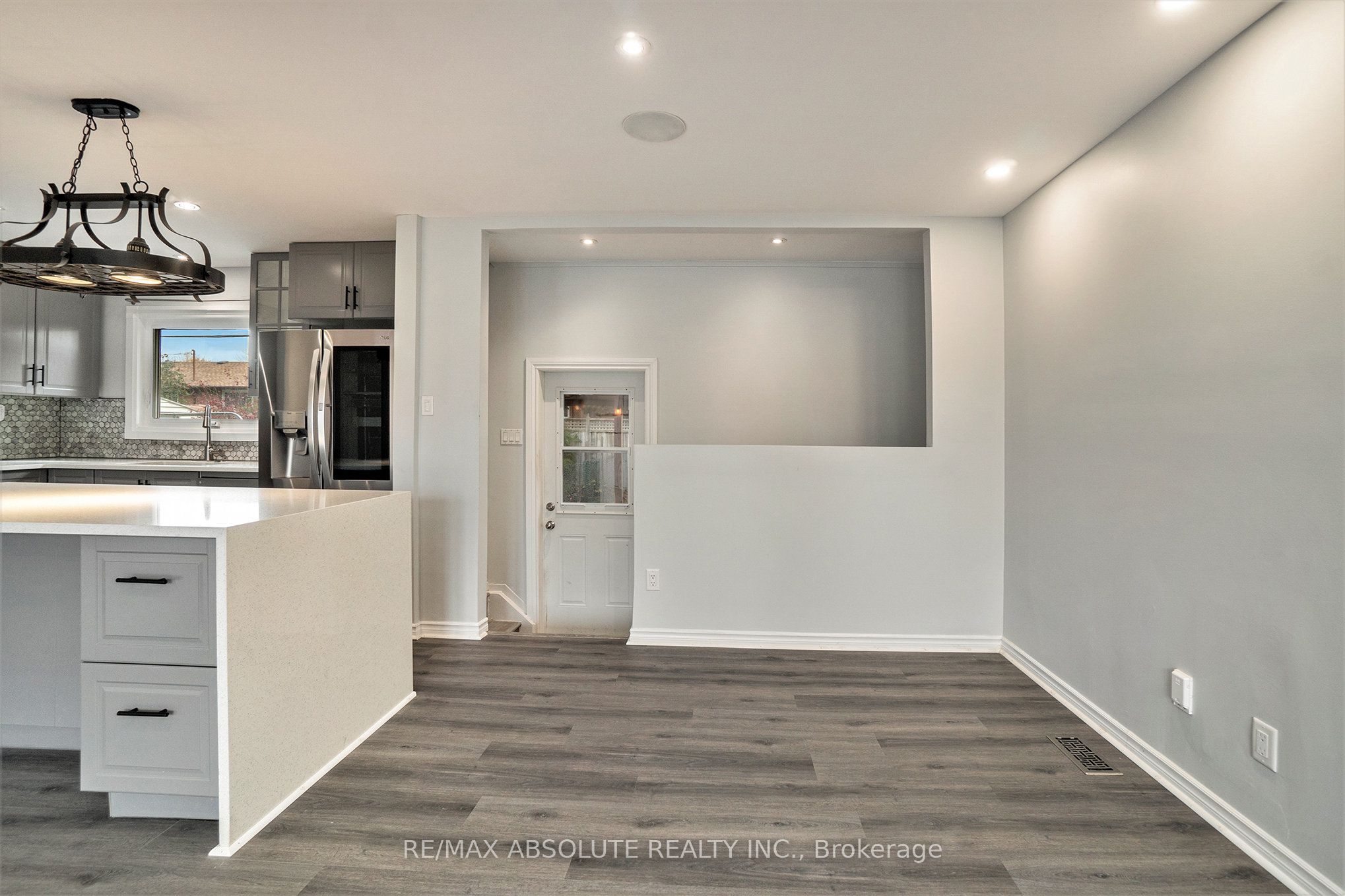 20 Harwick Crescent Property Photo 6