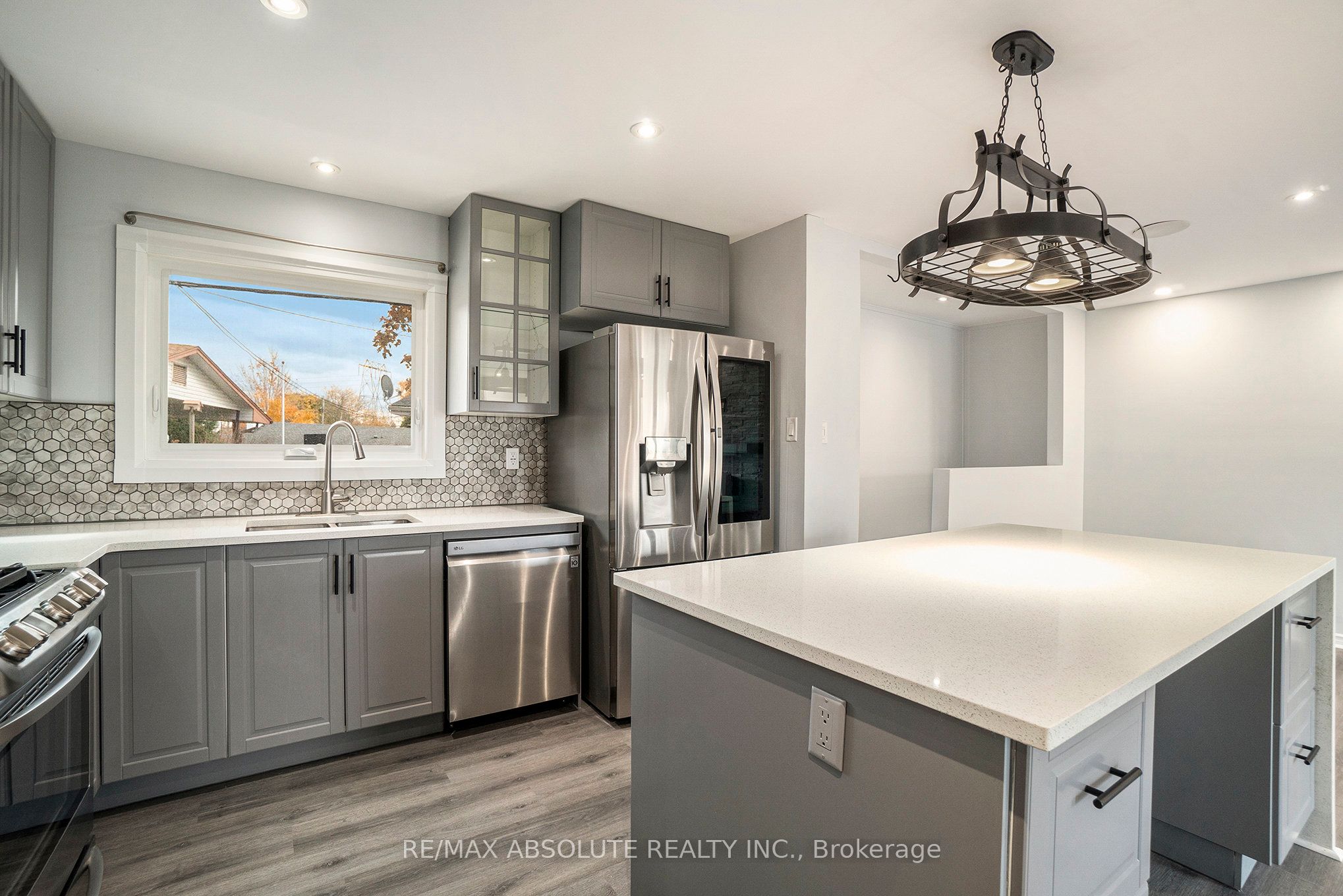 20 Harwick Crescent Property Photo 8
