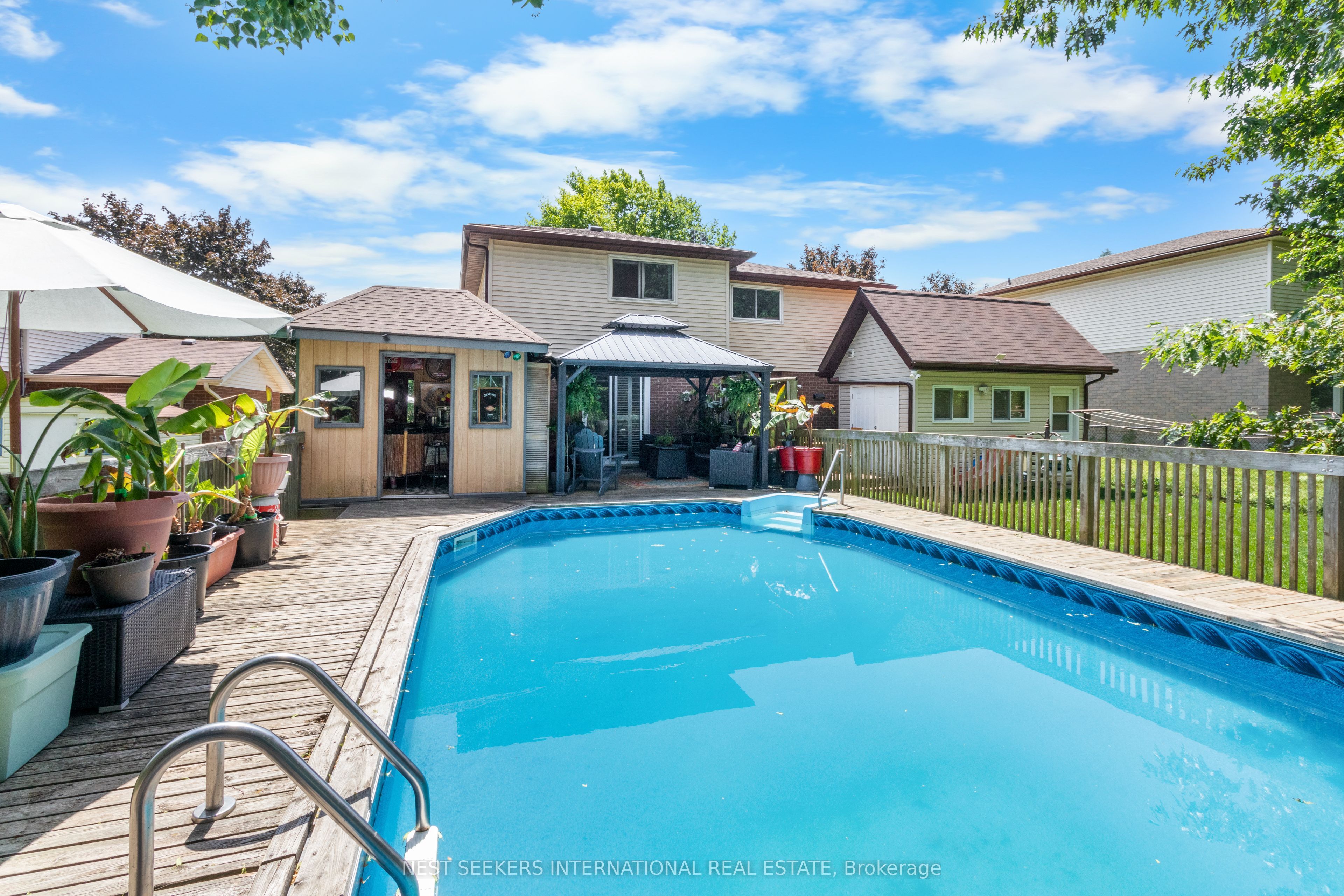 46 Rosebank Crescent Property Photo 28