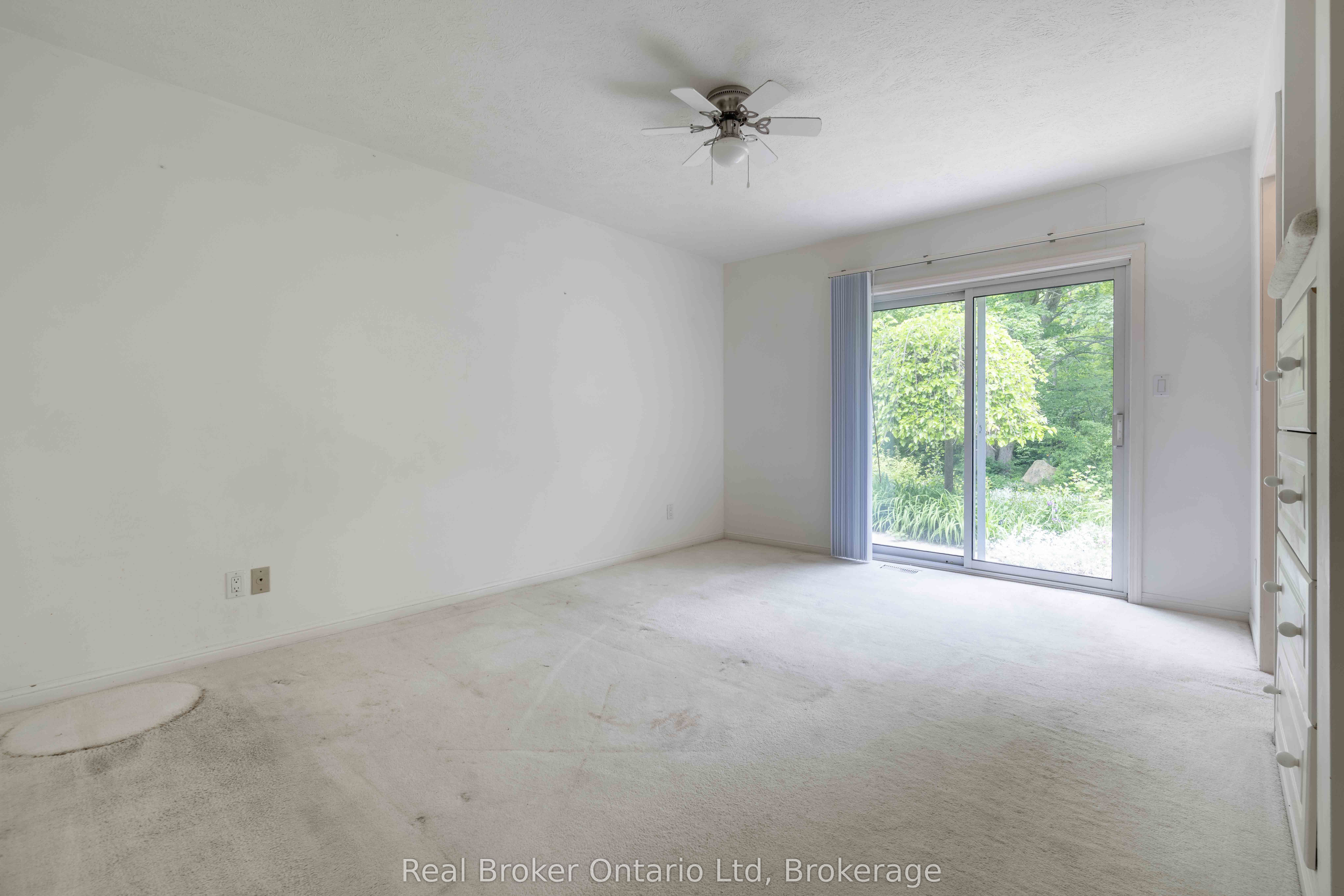 19 Sandy Pines Trail E Property Photo 13
