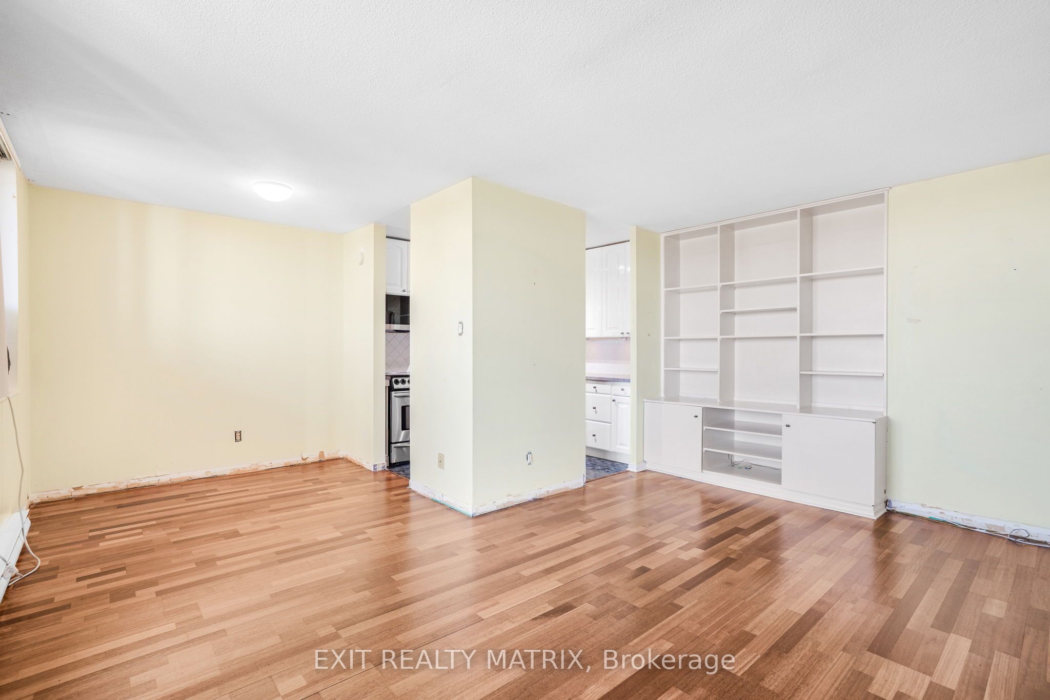 2000 Jasmine Crescent 1005 Property Photo 8