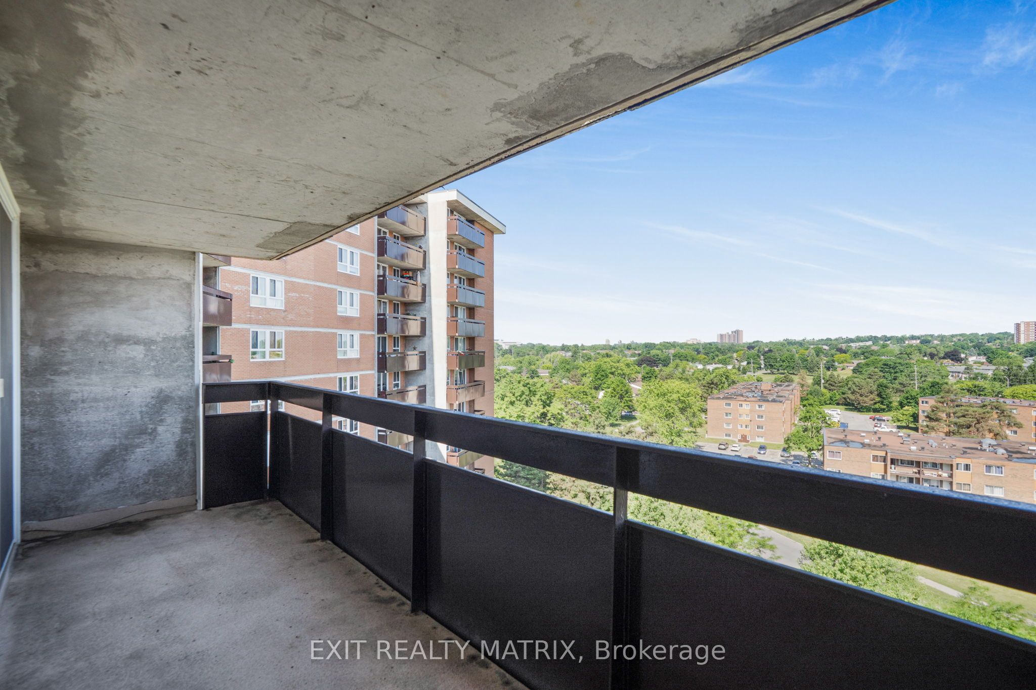 2000 Jasmine Crescent 1005 Property Photo 17