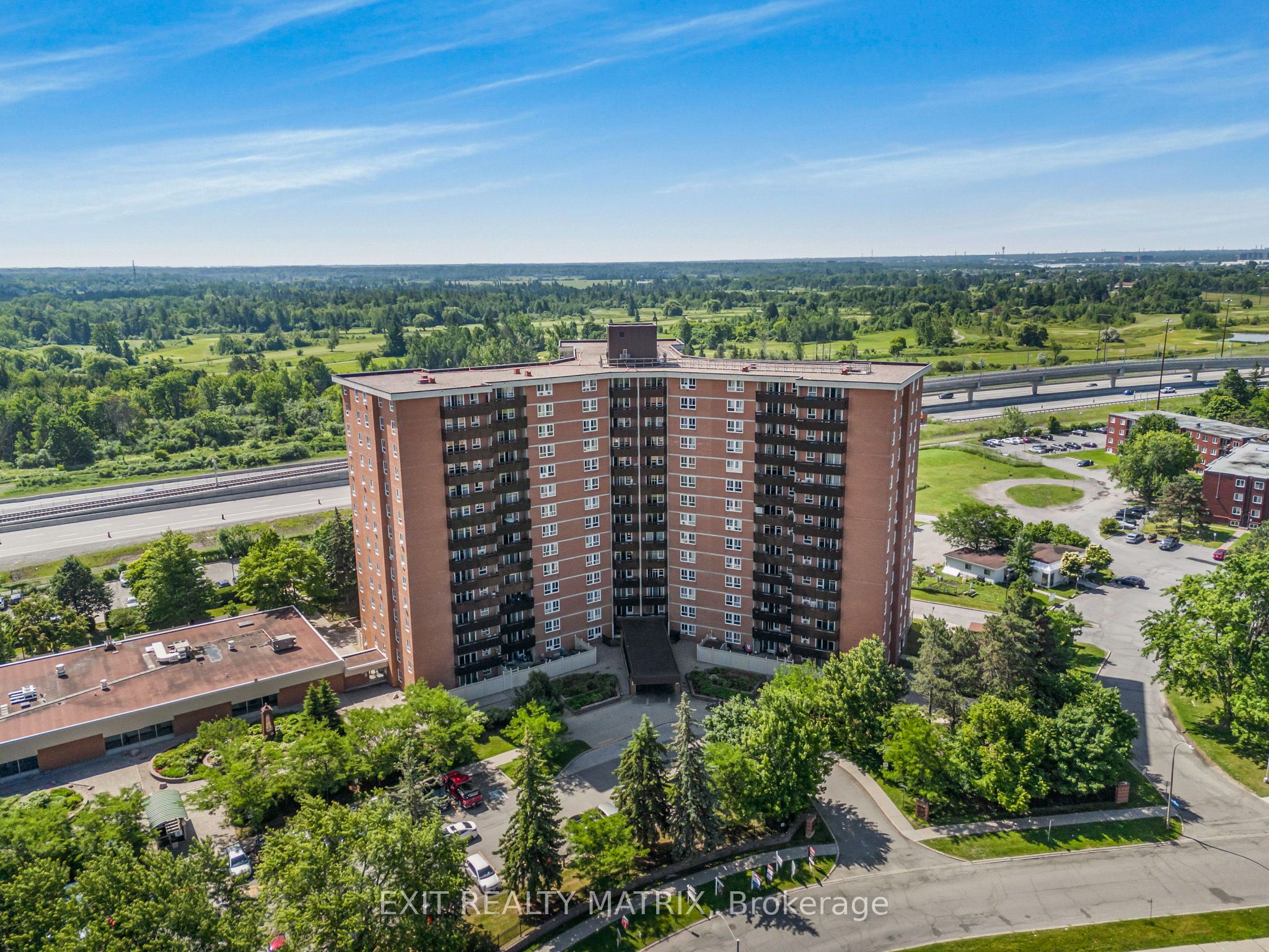 2000 Jasmine Crescent 1005 Property Photo 19