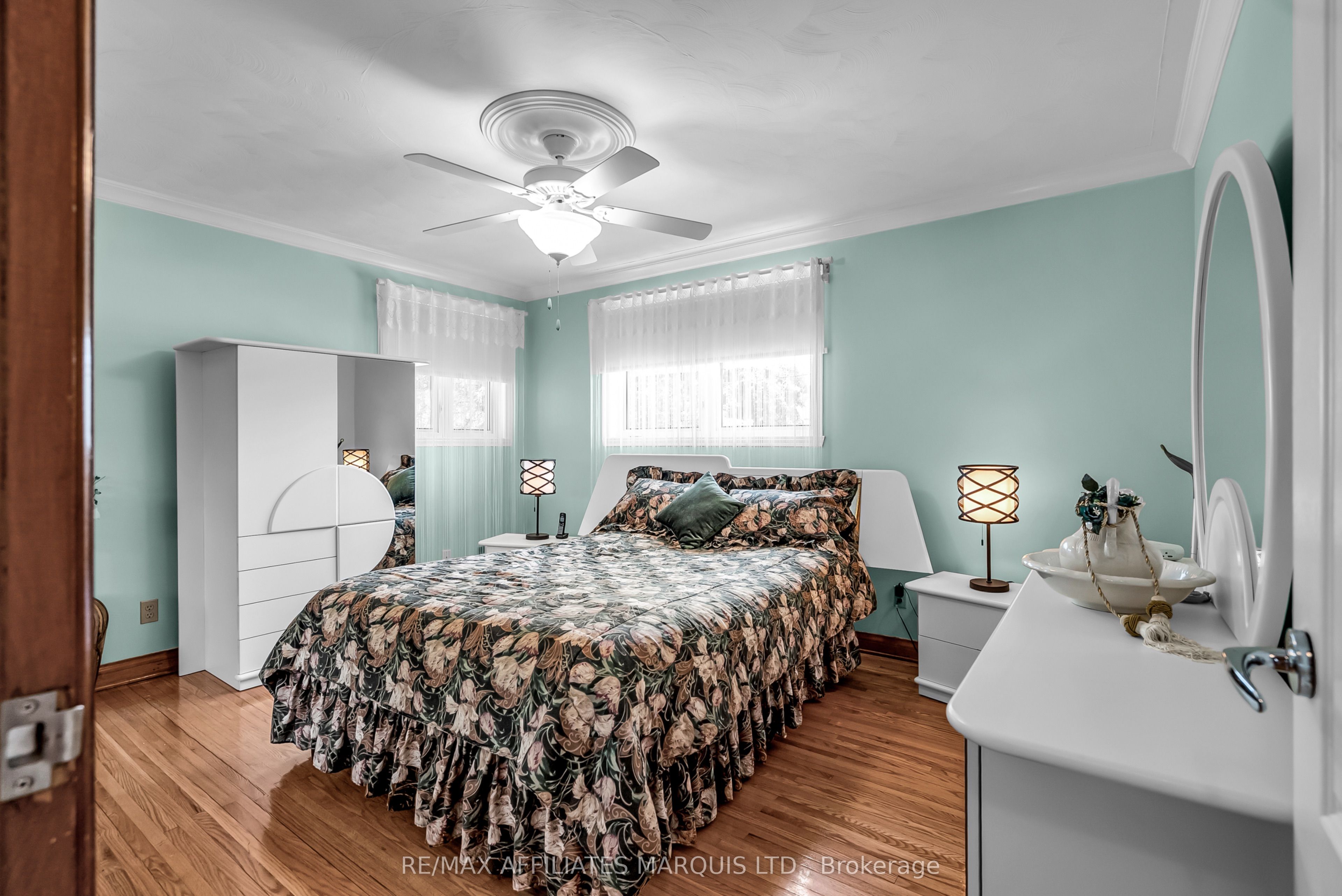 1413 Queen Street Property Photo 20