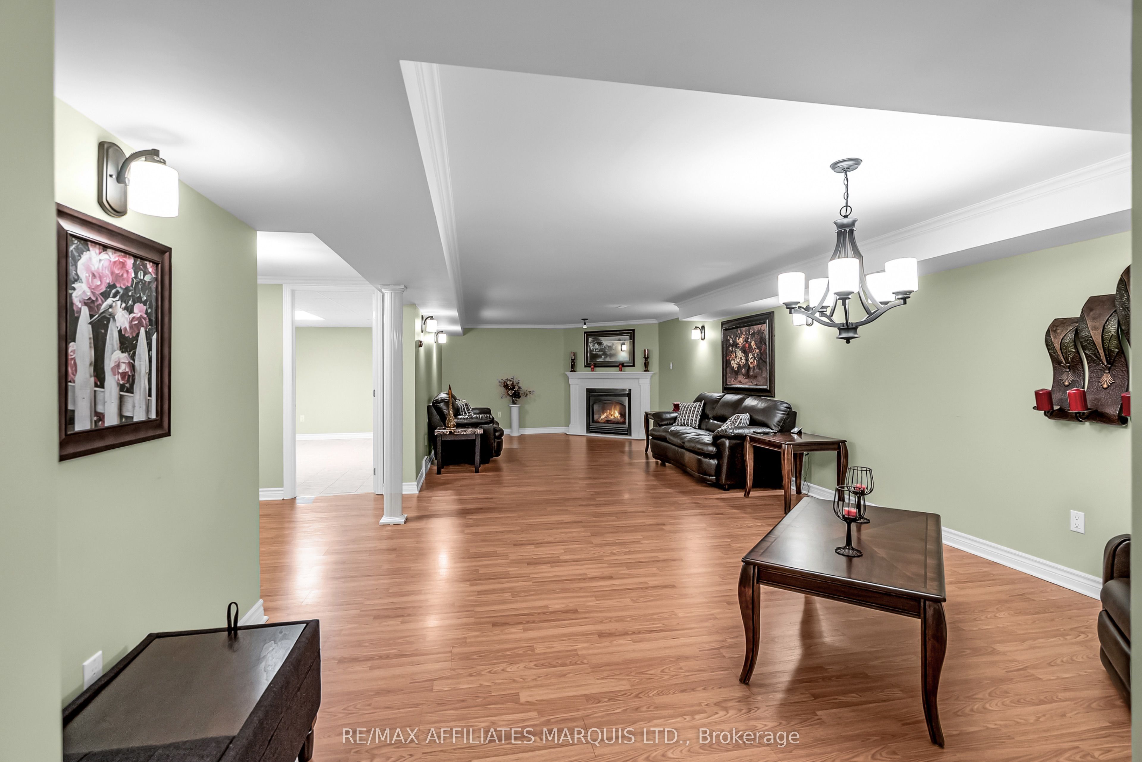 1413 Queen Street Property Photo 28