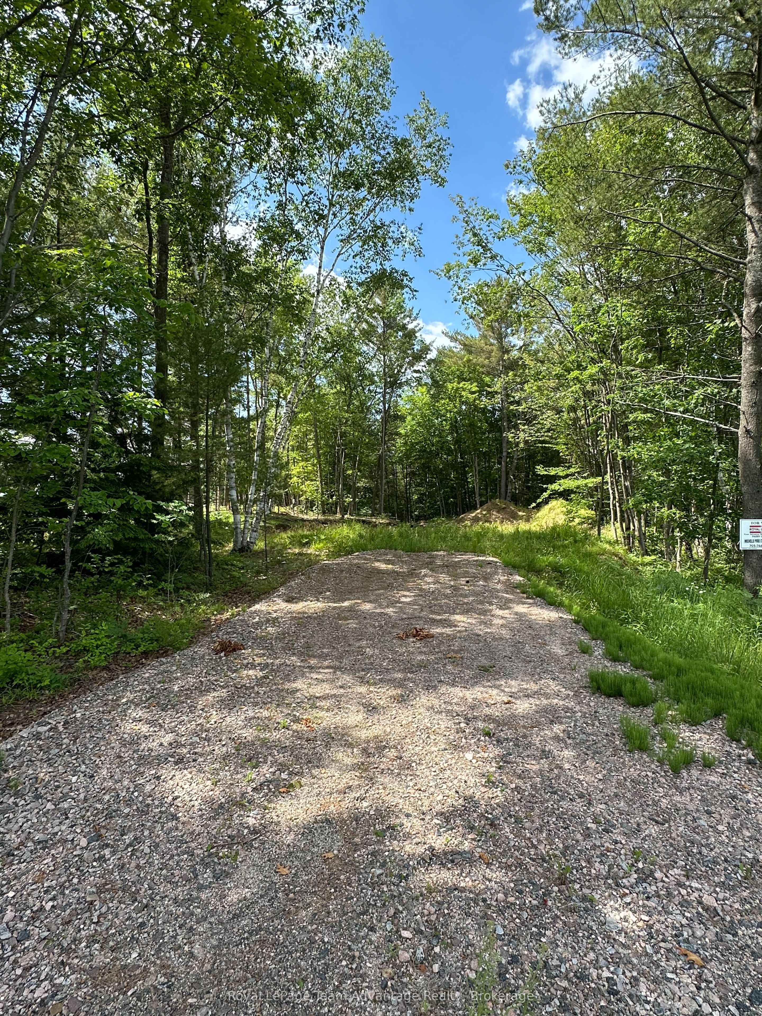 252 Nobel Road Property Photo 1