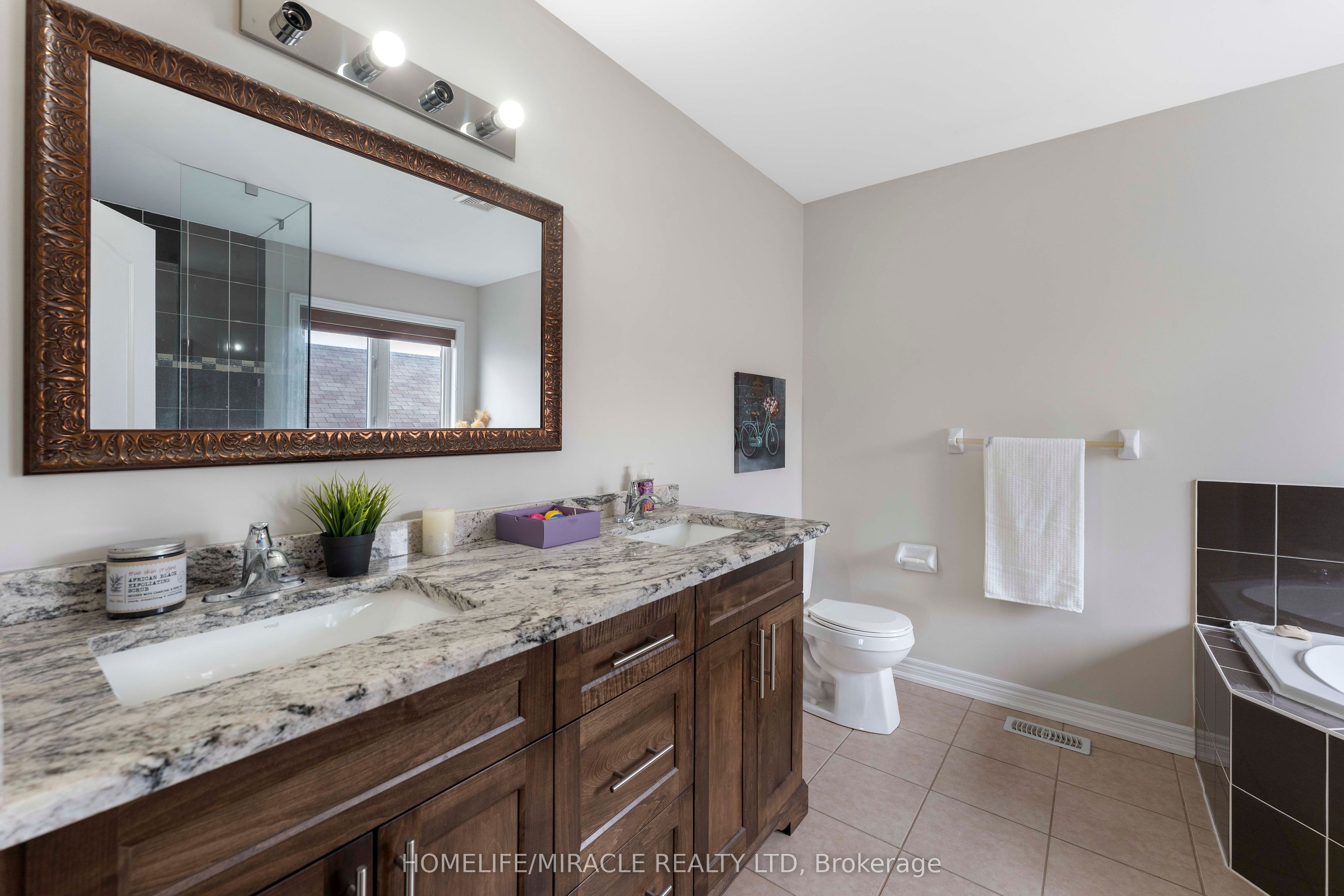 54 Truax Street Property Photo 33