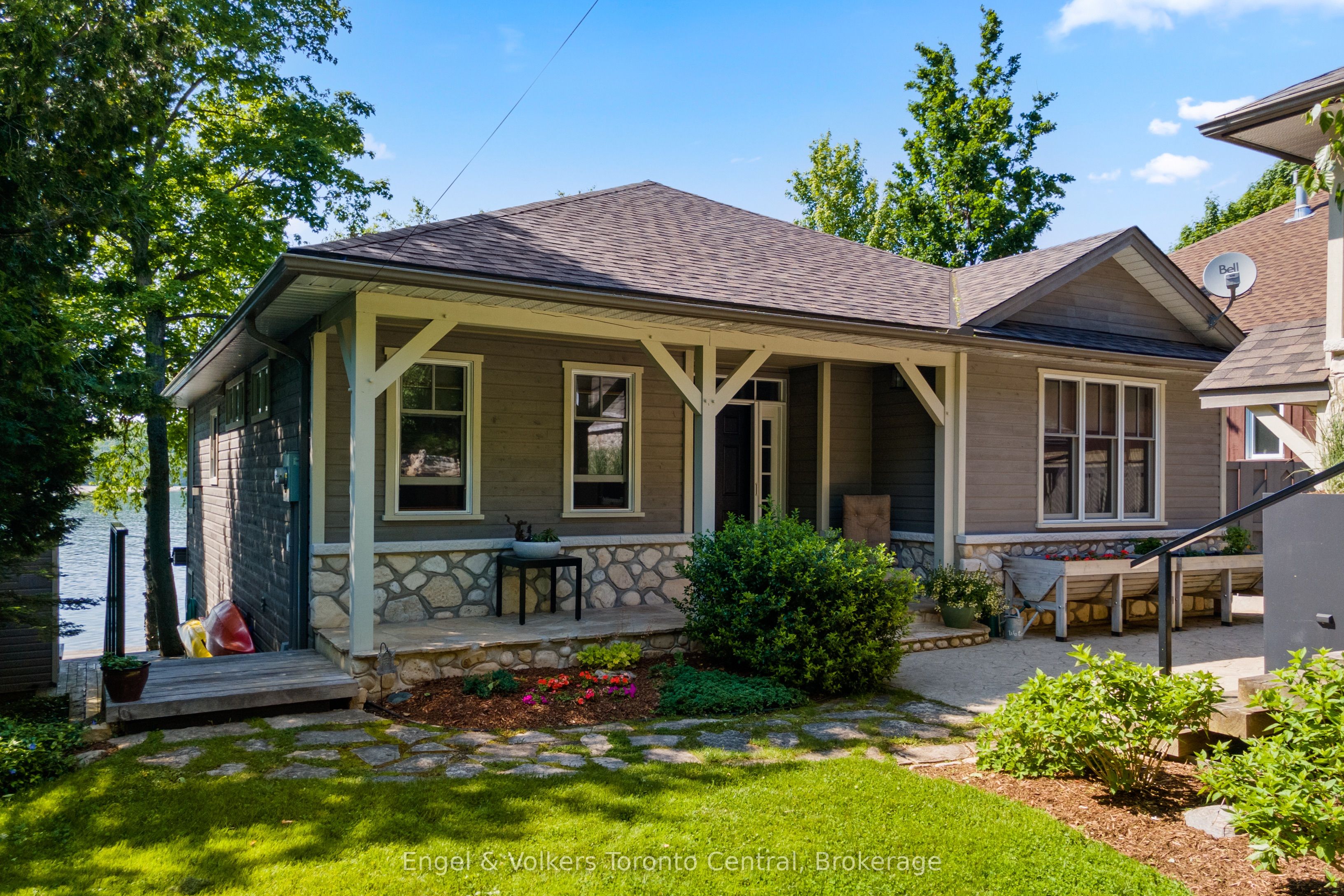 54 William Street Property Photo 1