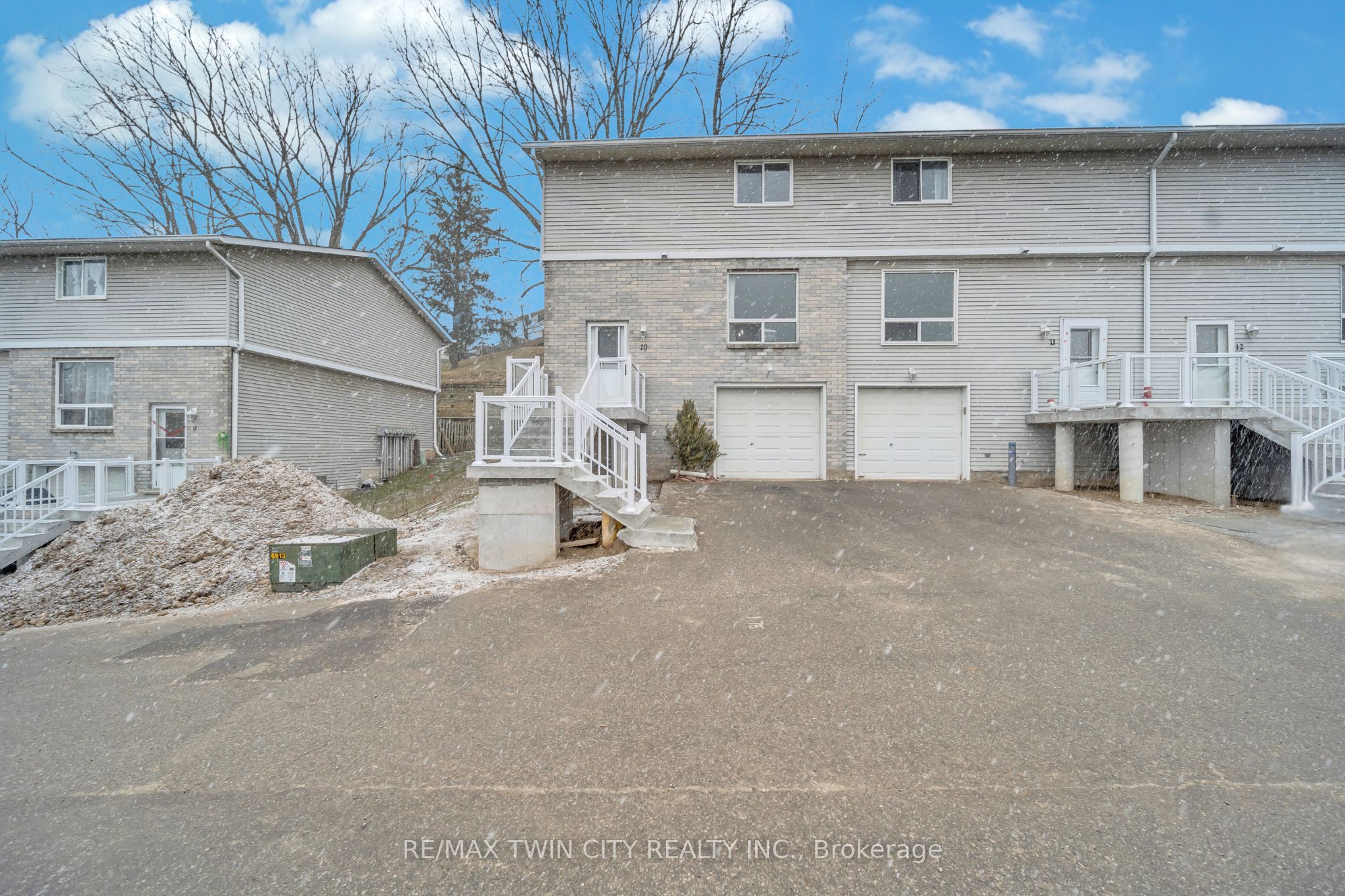 #10 - 648 Doon Village Road Property Photo 1