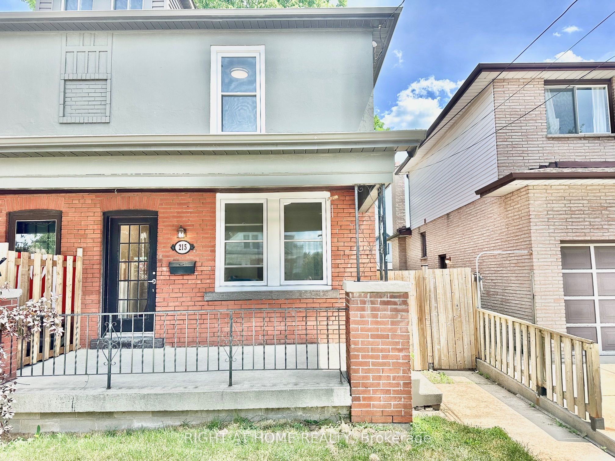 215 Rosewood Road Property Photo 2