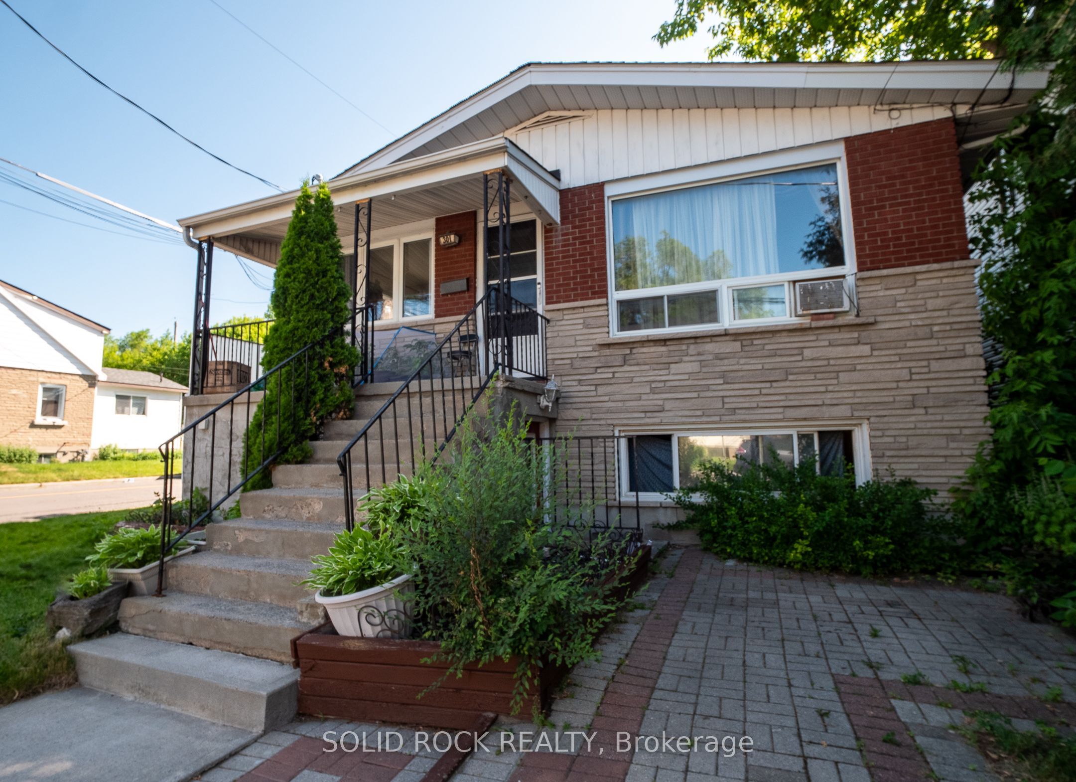 310 Patton Street Property Photo 2