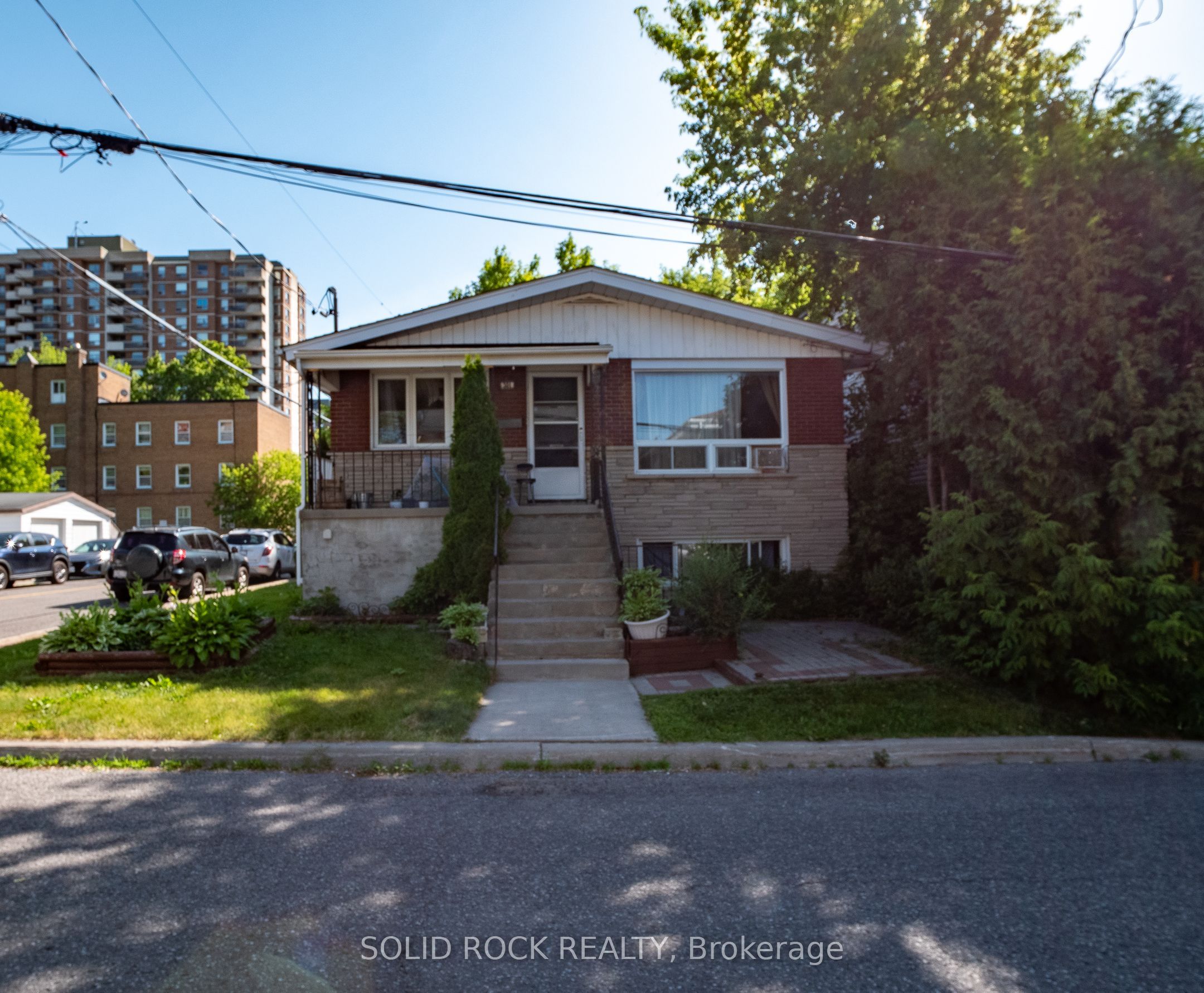 310 Patton Street Property Photo 4
