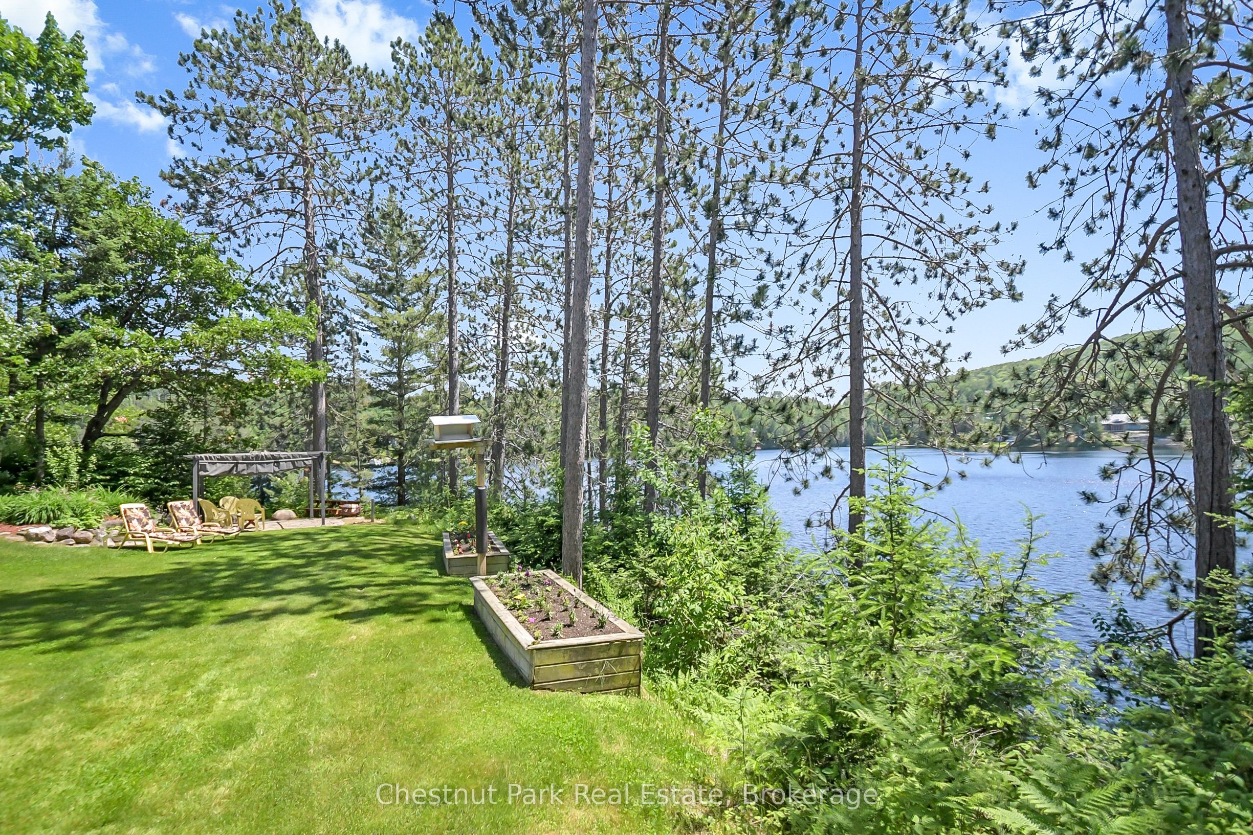 93 Lakeview Lane Property Photo 11