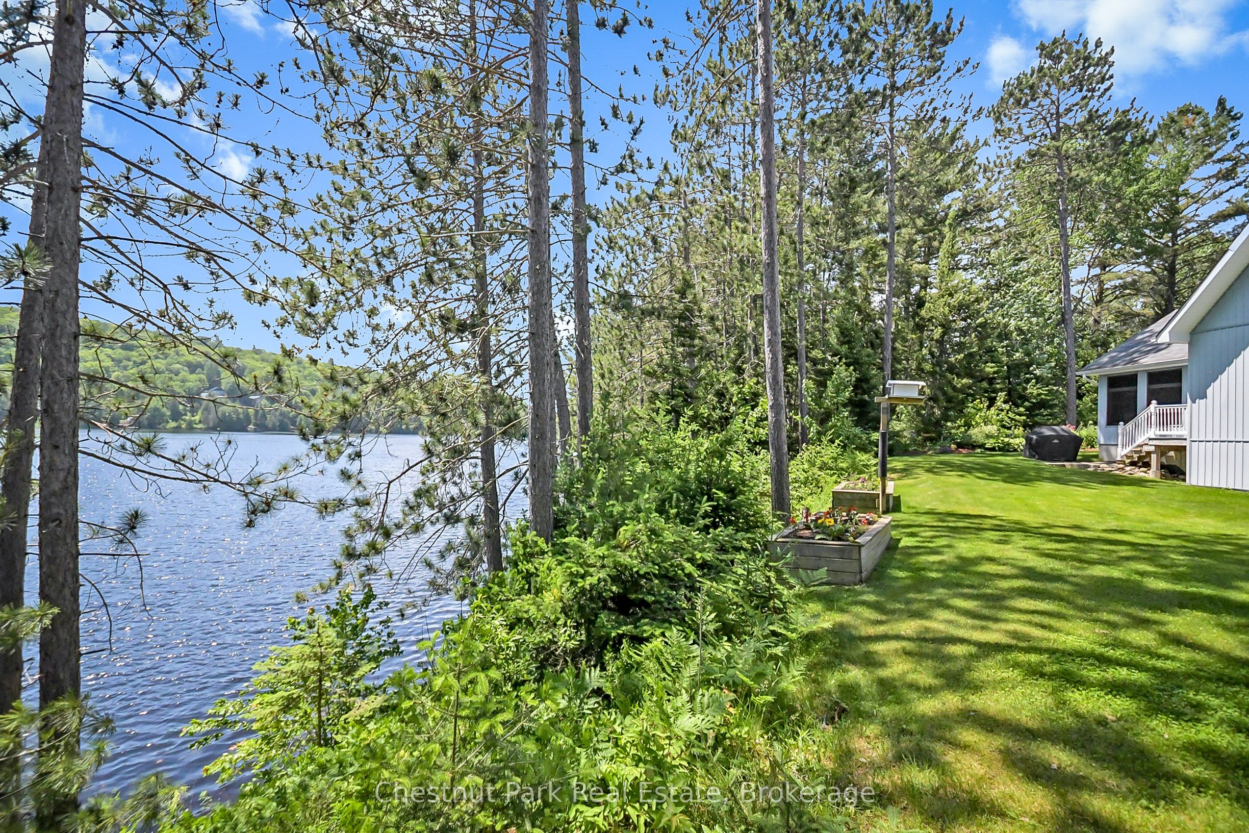 93 Lakeview Lane Property Photo 12