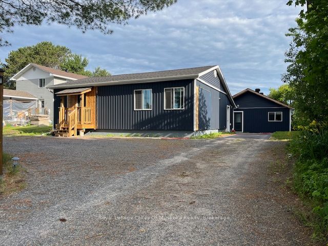 36 Ottawa Avenue Property Photo 1