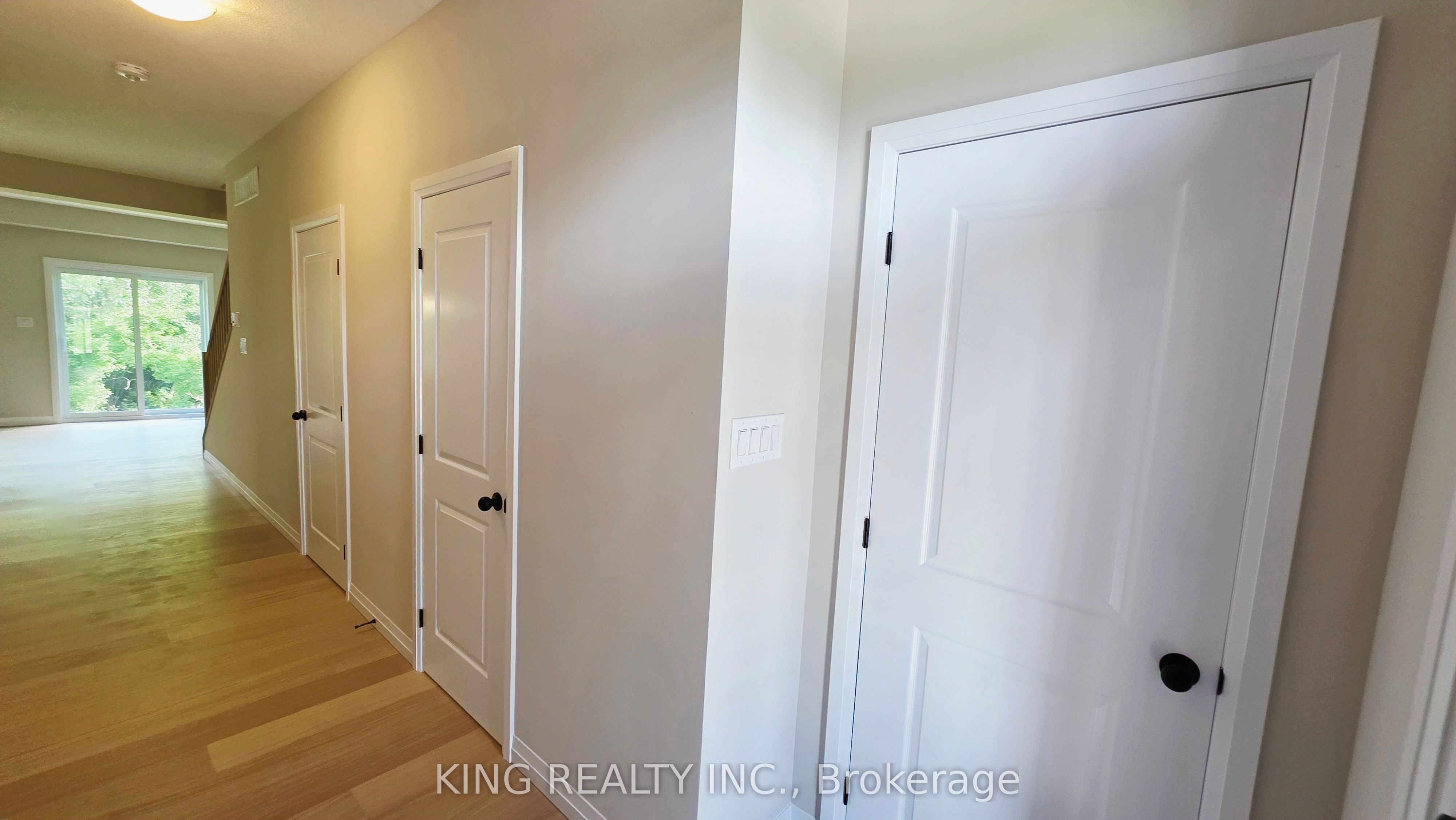 6937 Heathwoods Avenue Property Photo 4