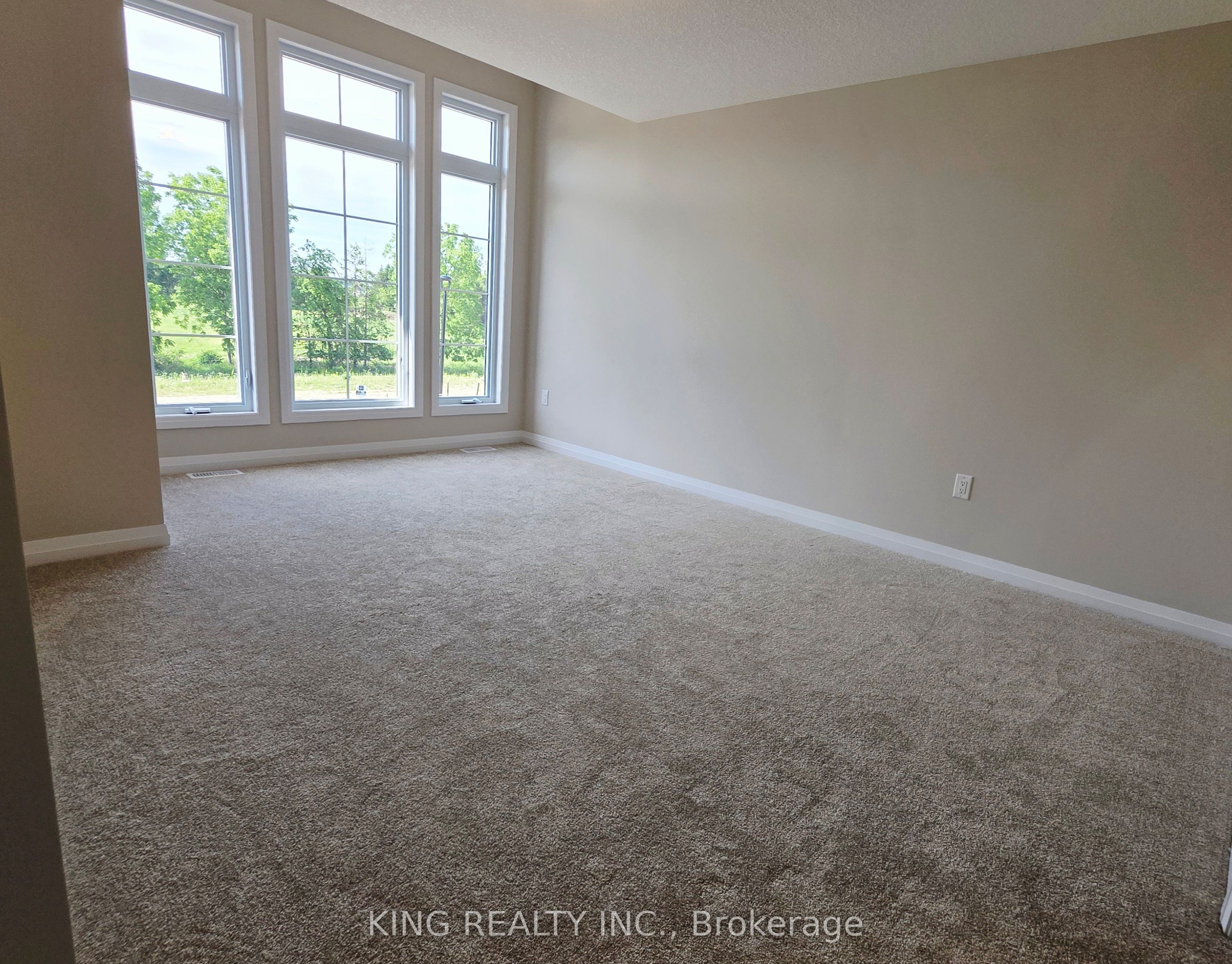 6937 Heathwoods Avenue Property Photo 16
