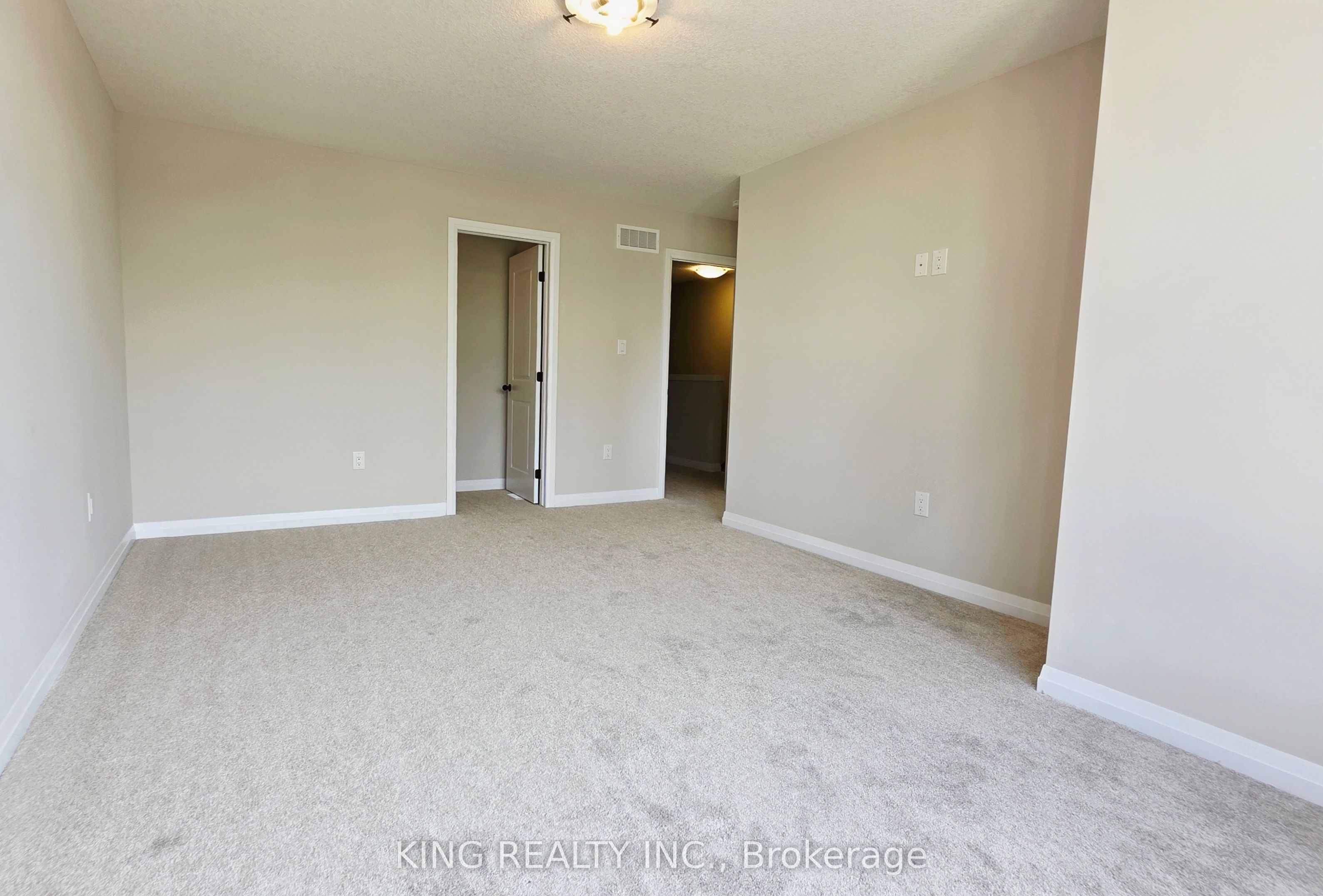 6937 Heathwoods Avenue Property Photo 19