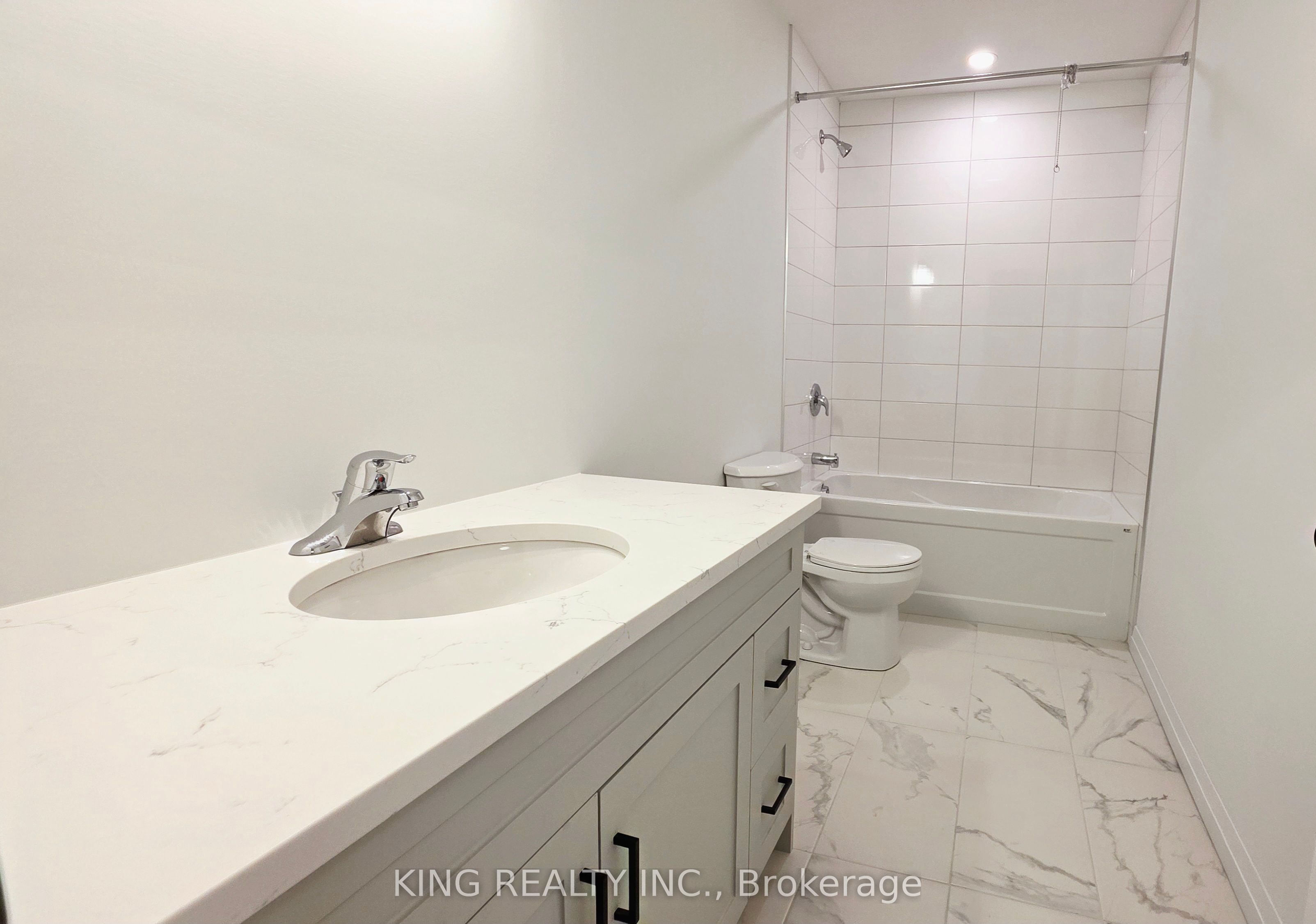 6937 Heathwoods Avenue Property Photo 22