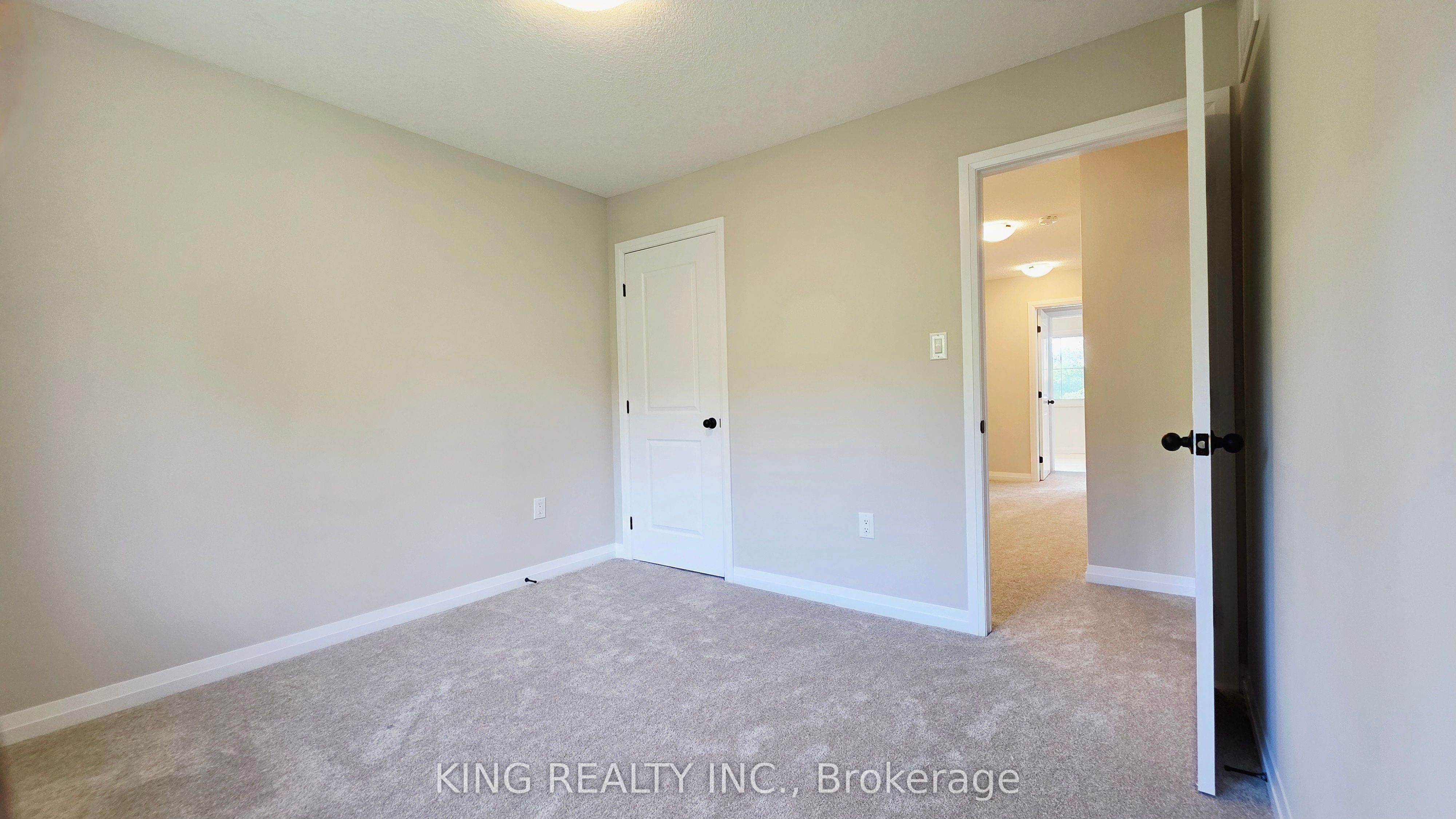 6937 Heathwoods Avenue Property Photo 25