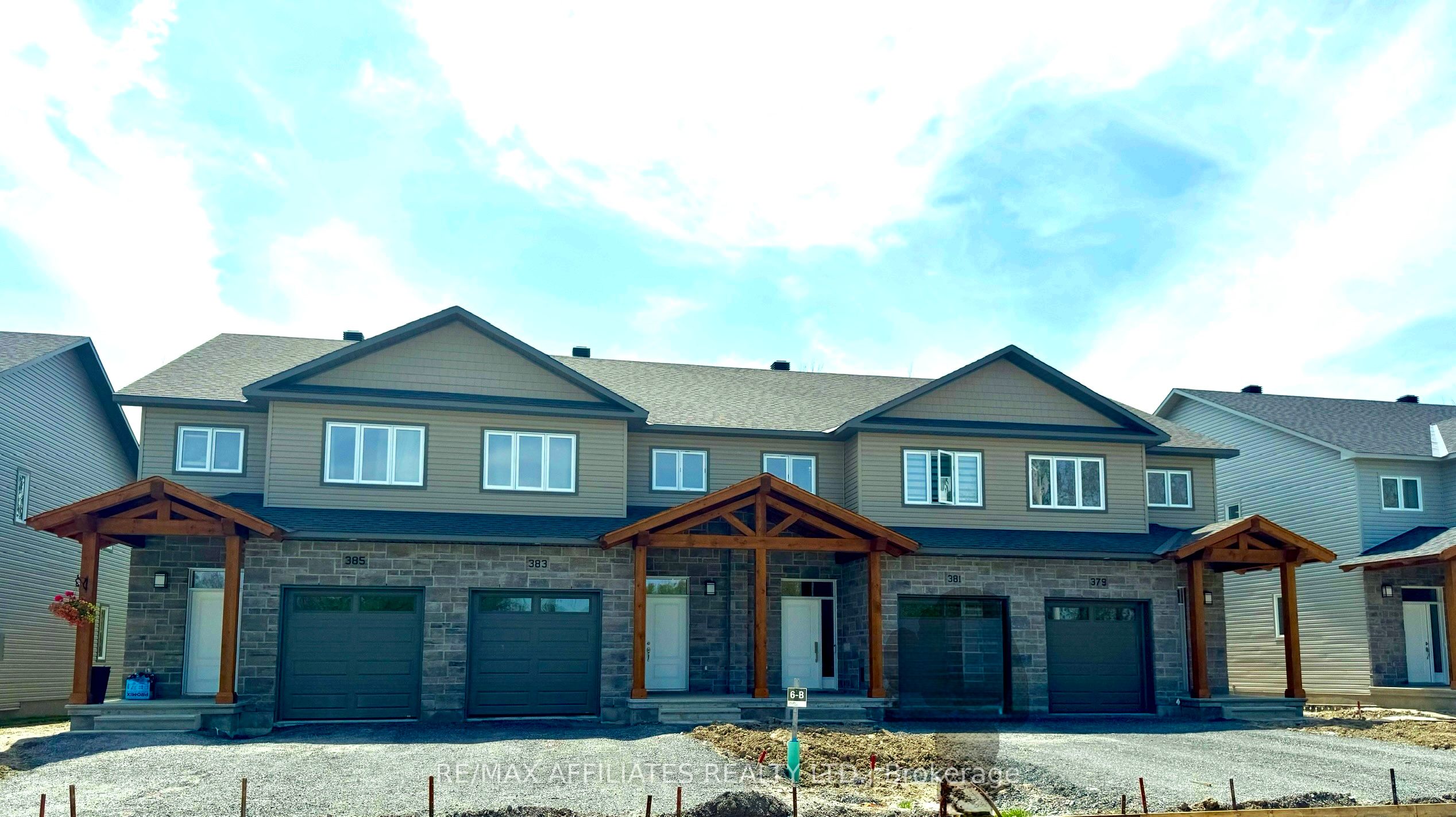 361 Voyageur Place Property Photo 1