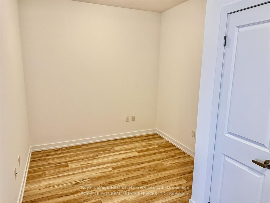 460 Dundas Street E 1012 Property Photo 9