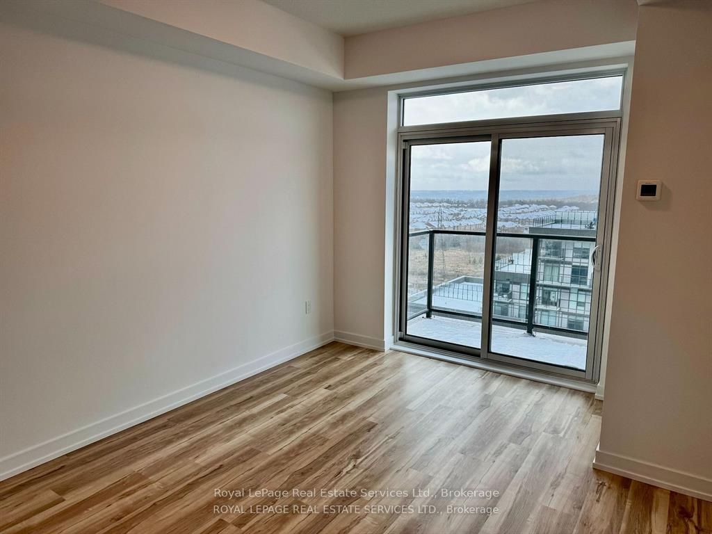 460 Dundas Street E 1012 Property Photo 12