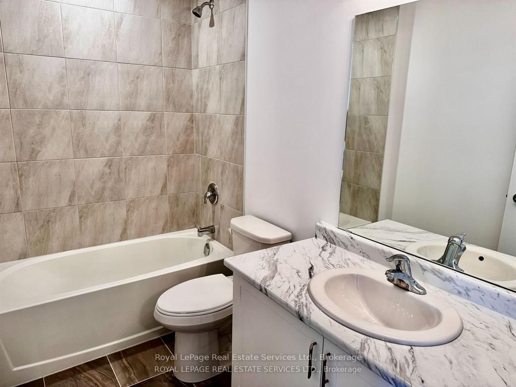 460 Dundas Street E 1012 Property Photo 15