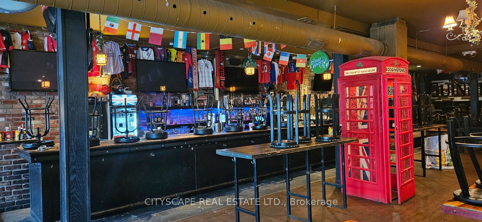 546 Ouellette Avenue W Property Photo 6