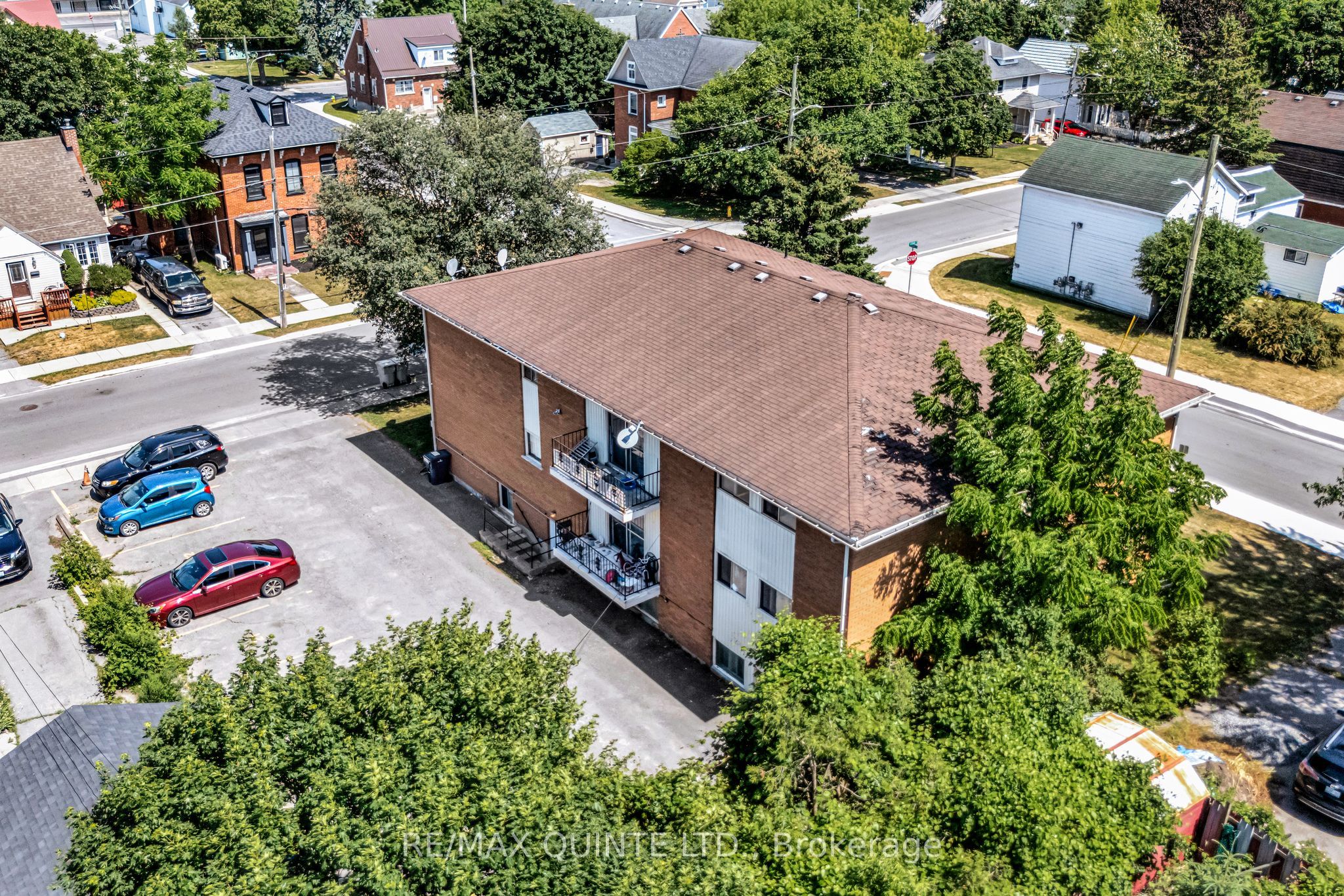 30 Henry Street Property Photo 7