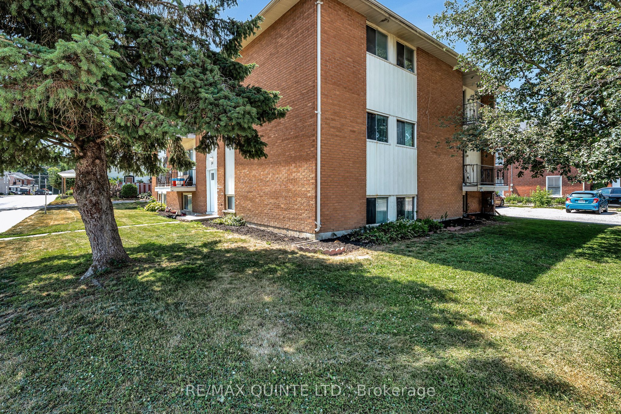 30 Henry Street Property Photo 11
