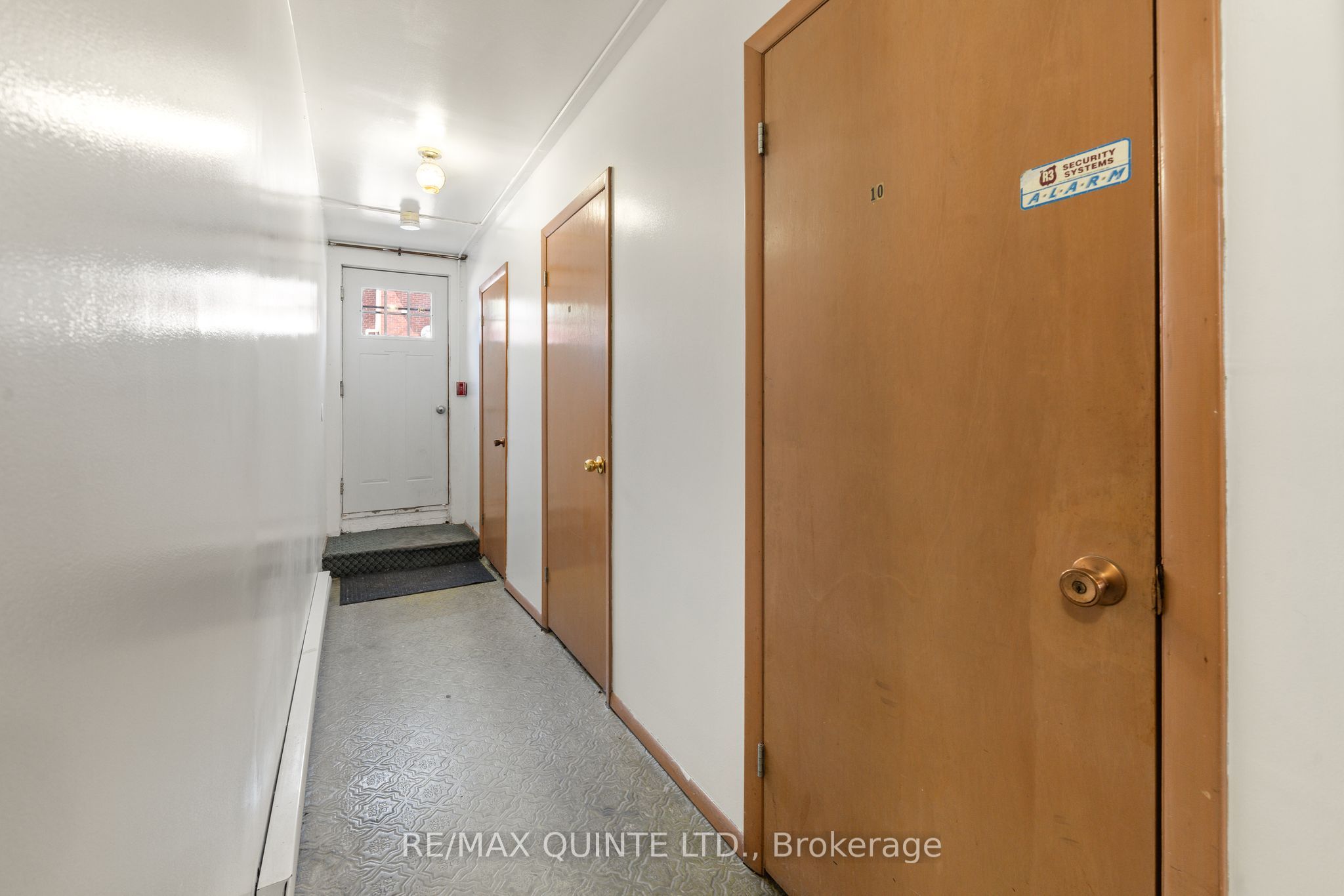 30 Henry Street Property Photo 14