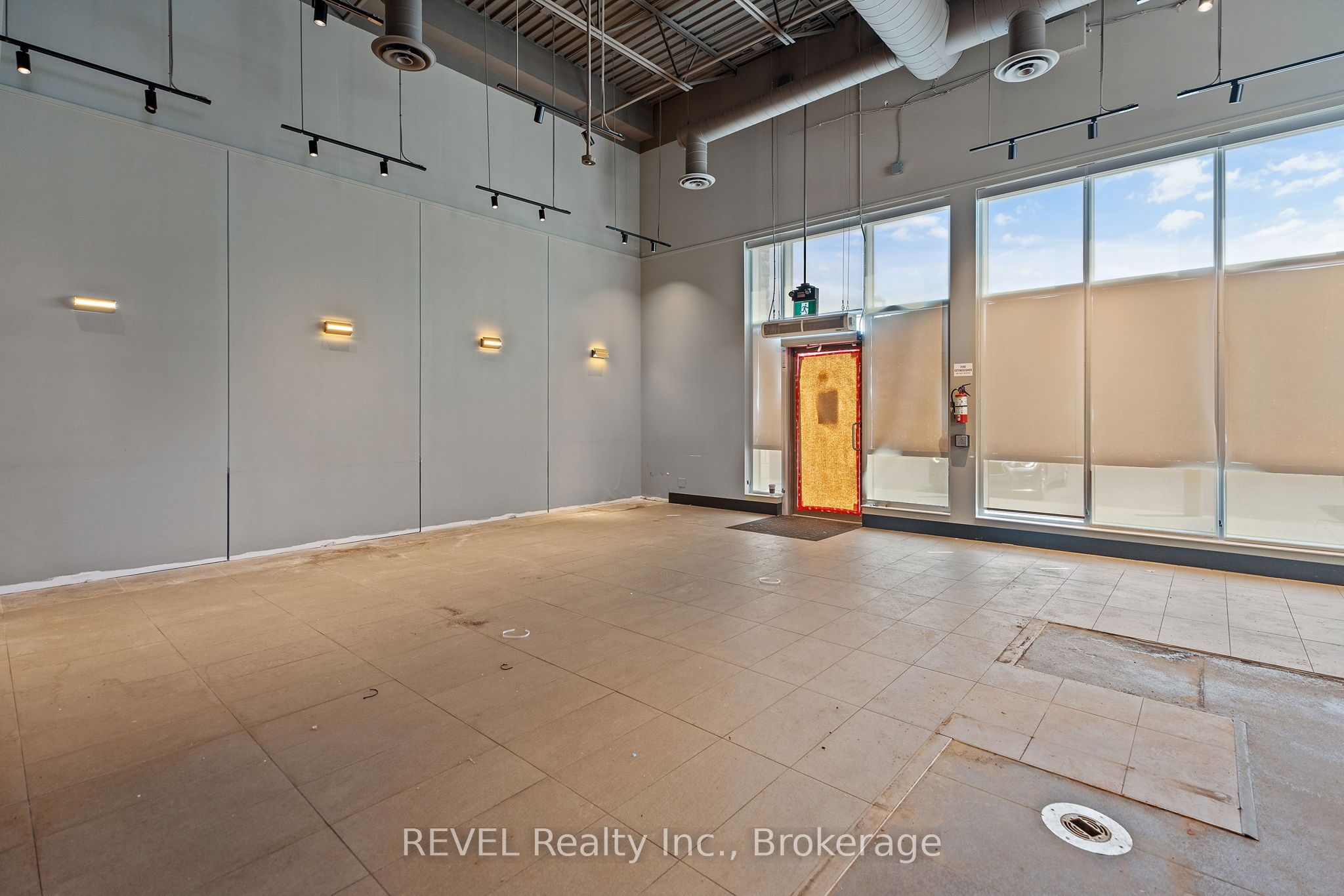 1630 Niagara Stone Street Building B Property Photo 8